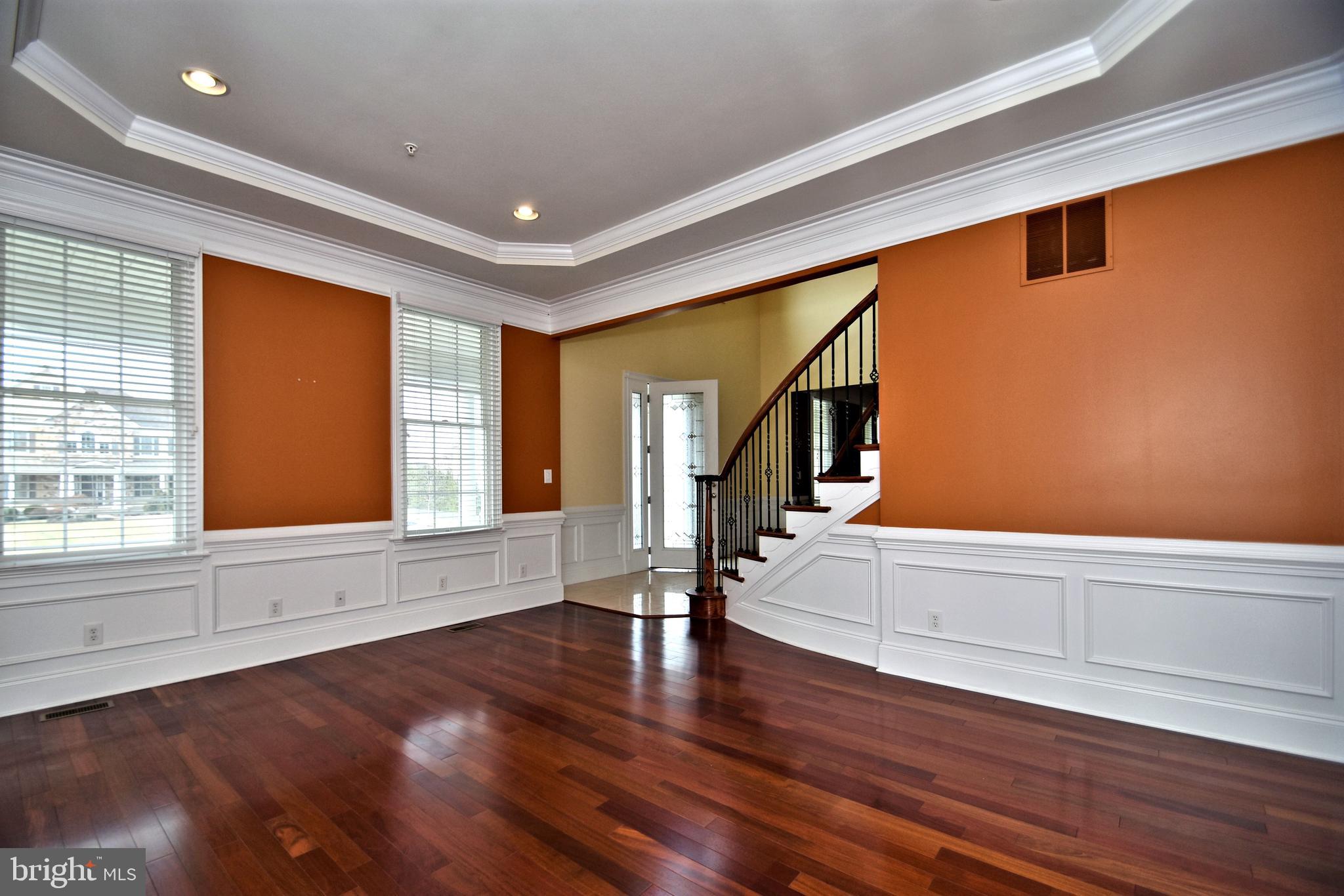 CHAPMANS CORNER - Residential