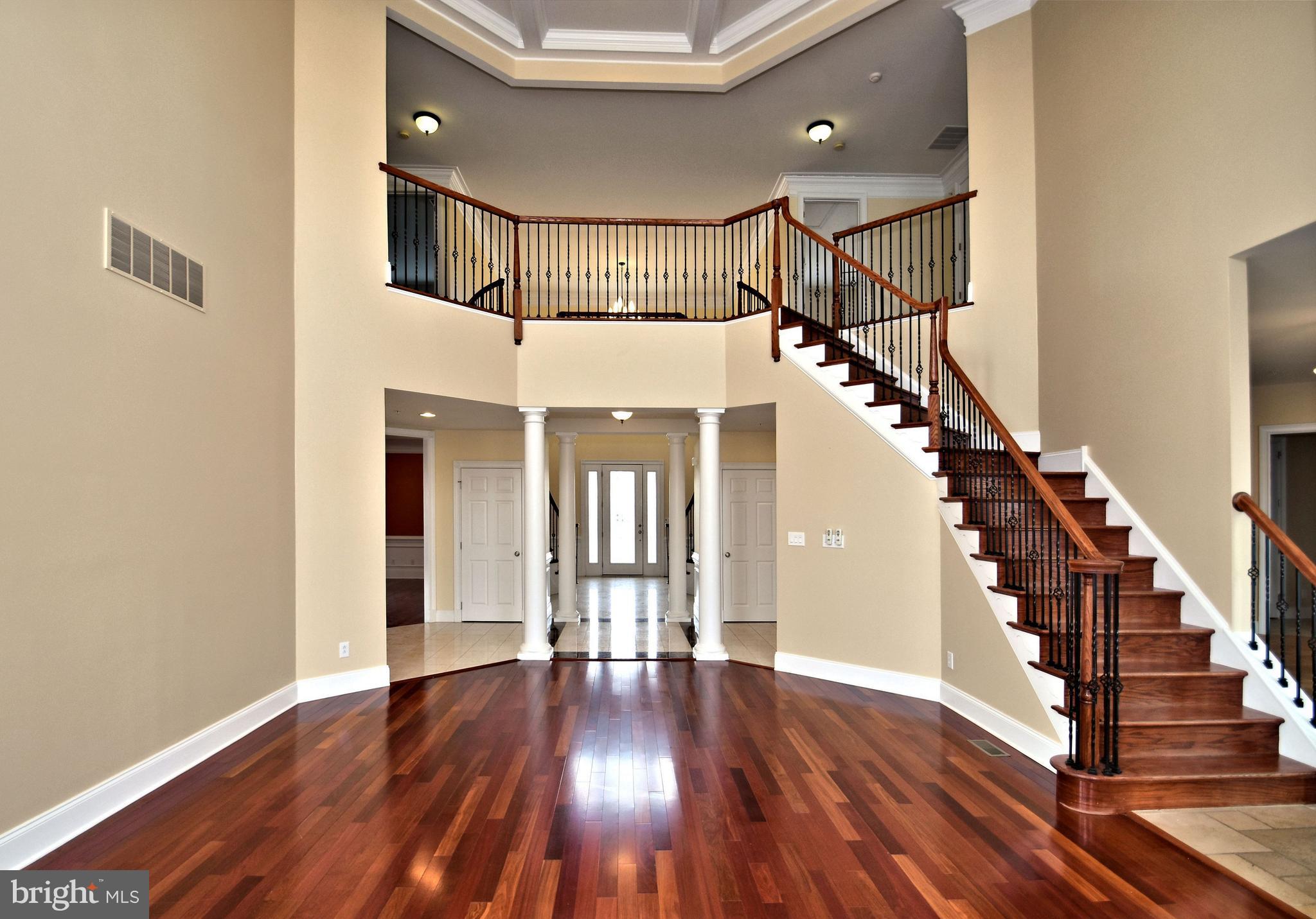 CHAPMANS CORNER - Residential