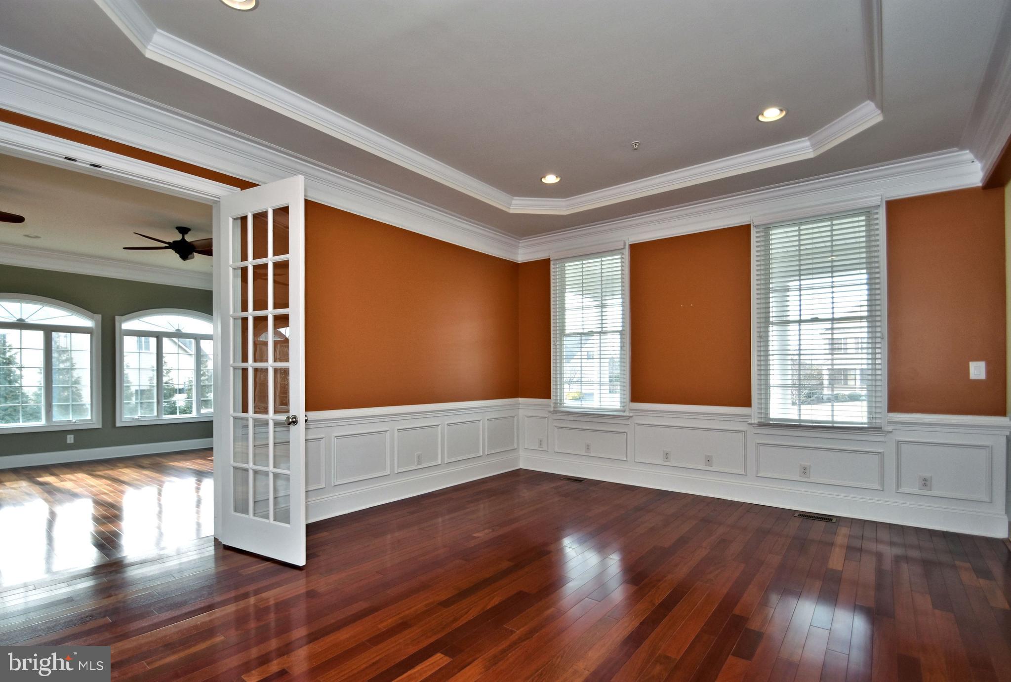 CHAPMANS CORNER - Residential