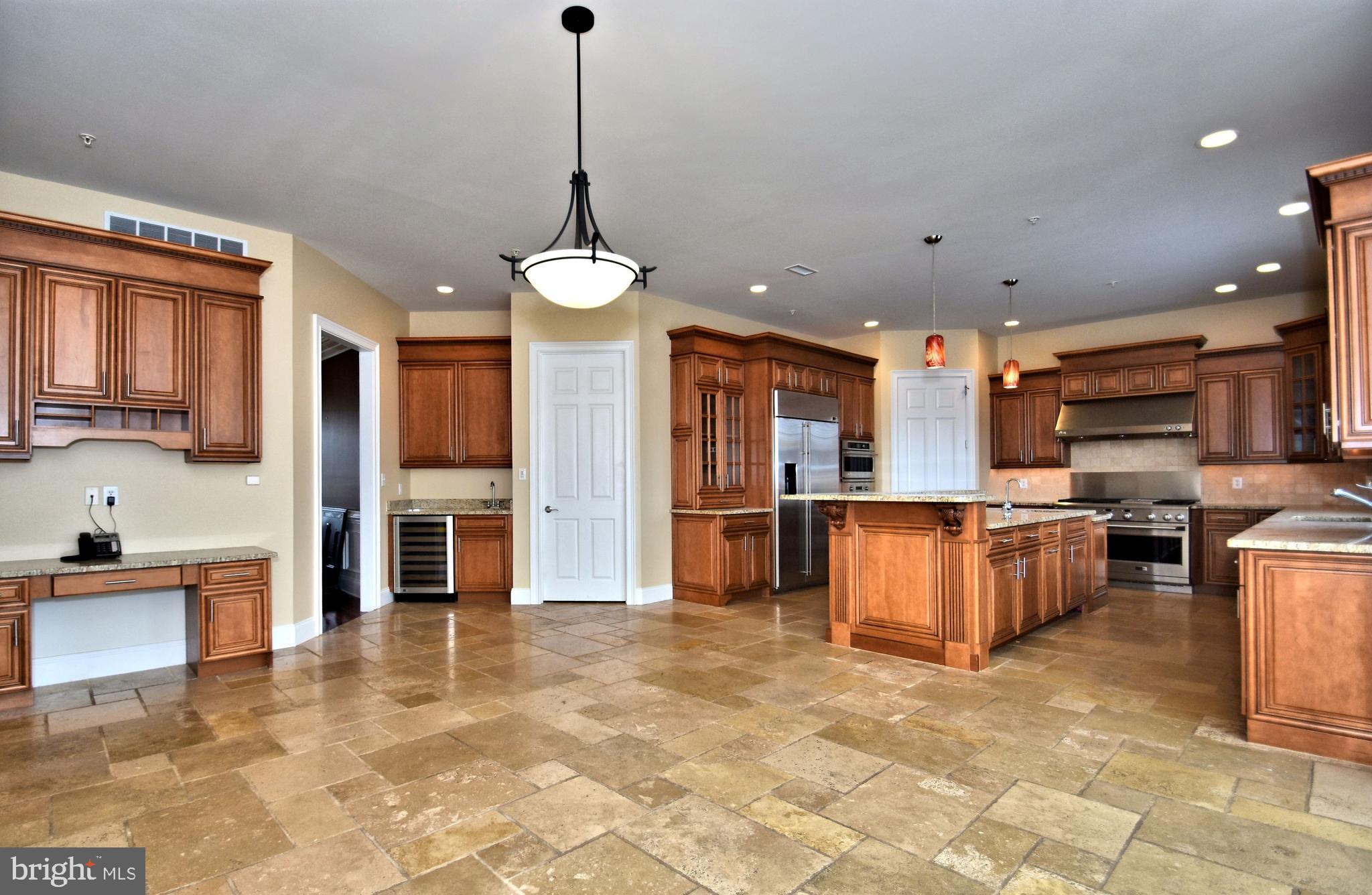 CHAPMANS CORNER - Residential