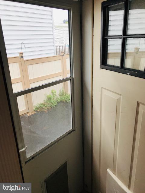 LOWENBACH - Residential Lease