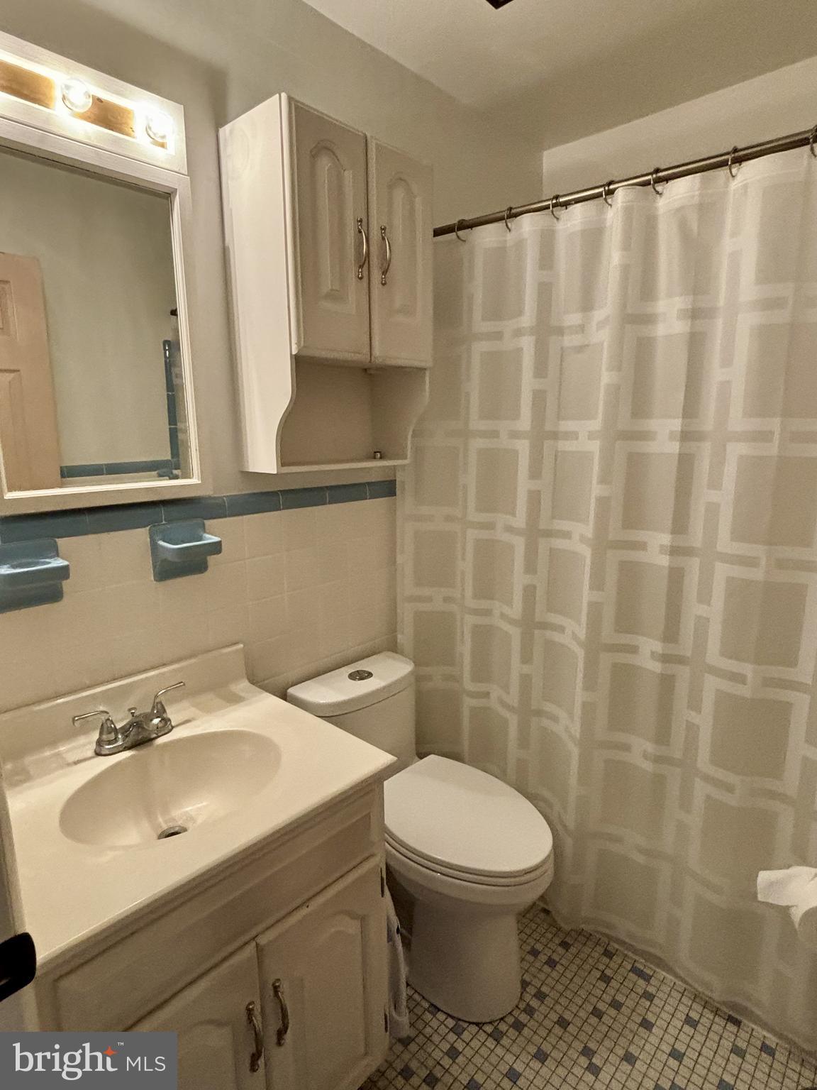 LOWENBACH - Residential Lease