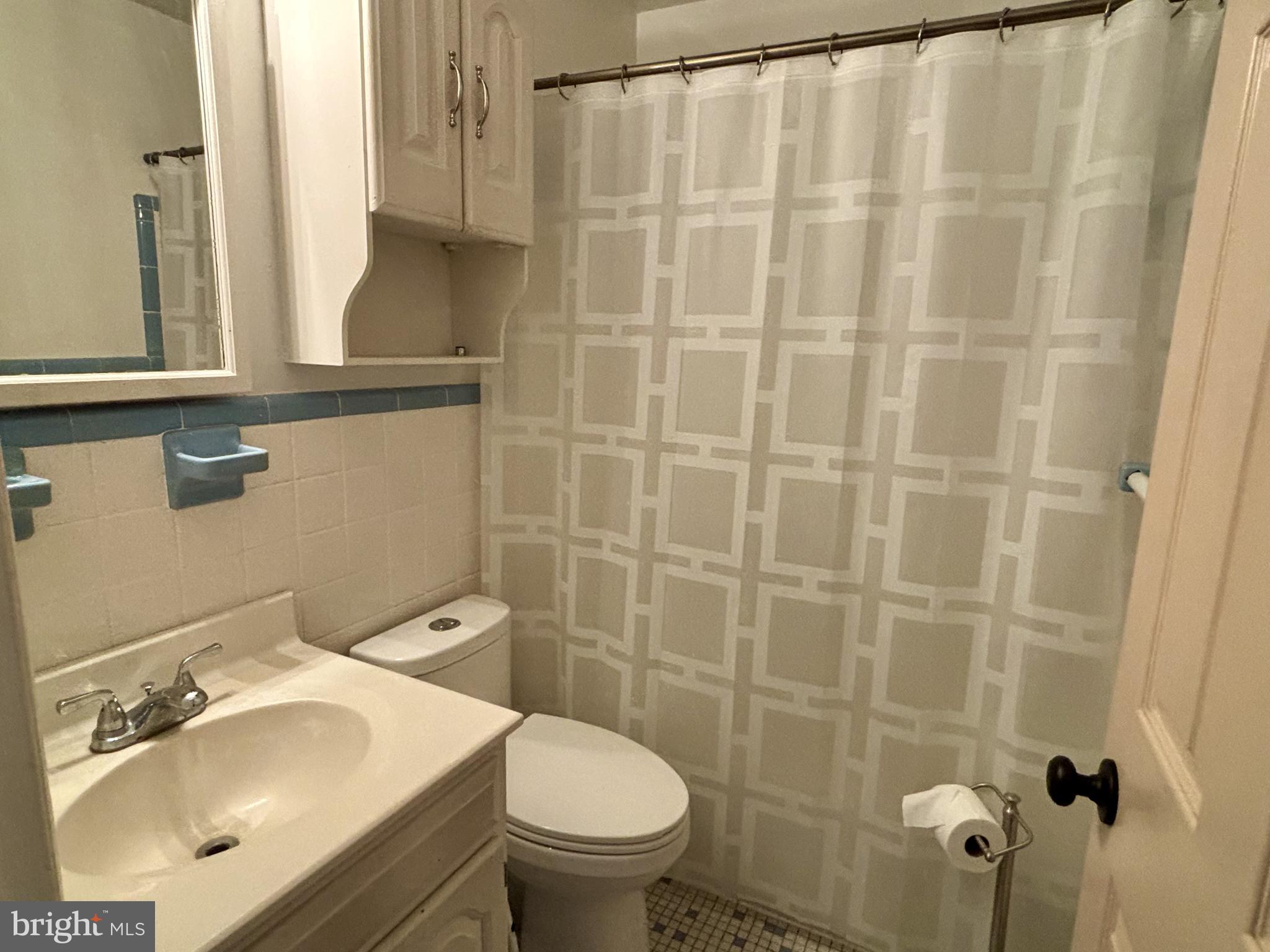 LOWENBACH - Residential Lease