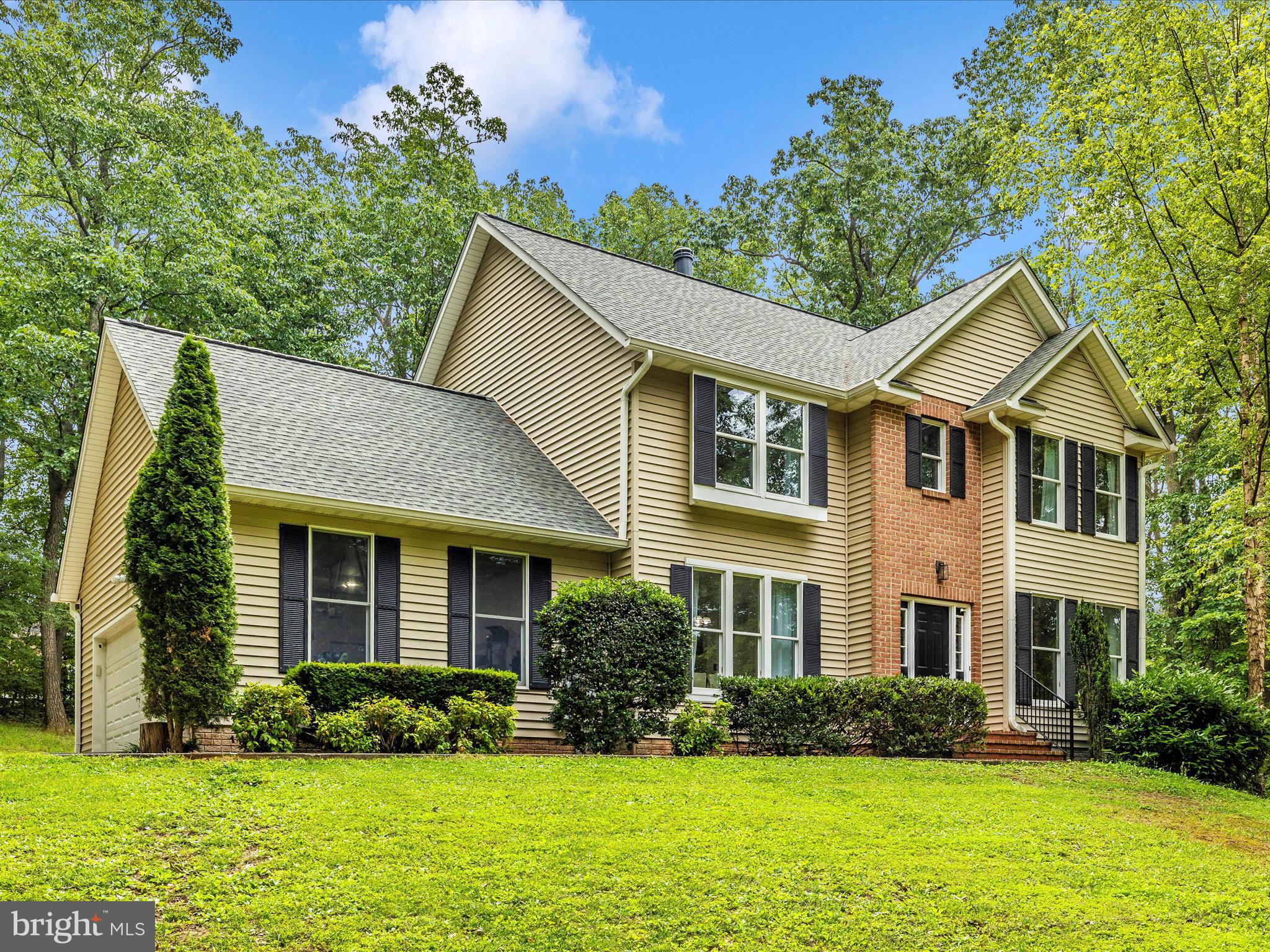 2990 HONEYWOOD DRIVE