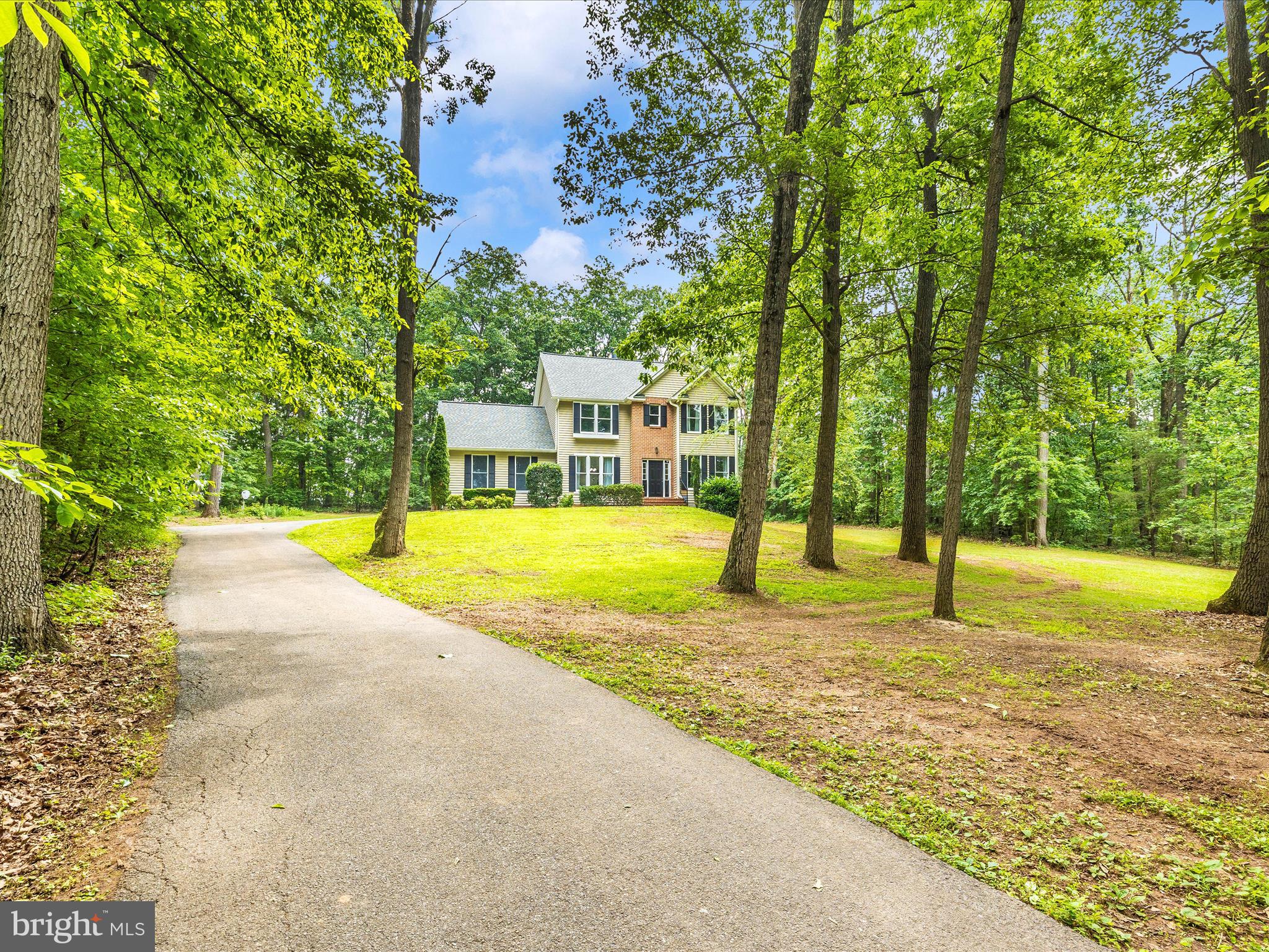 2990 HONEYWOOD DRIVE