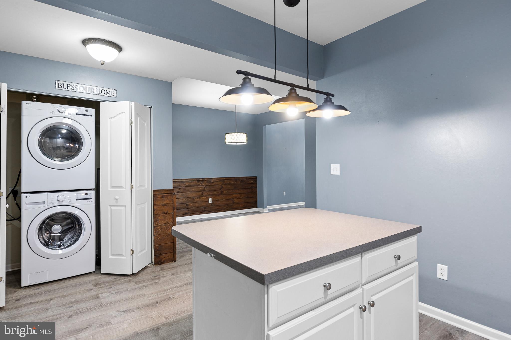 CROSSINGS AT CHRIS - Residential