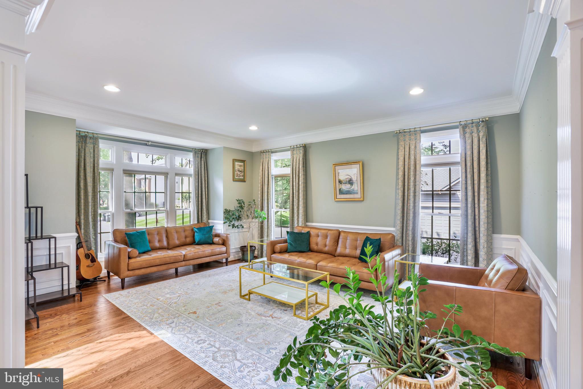 RIVER CREEK - Residential