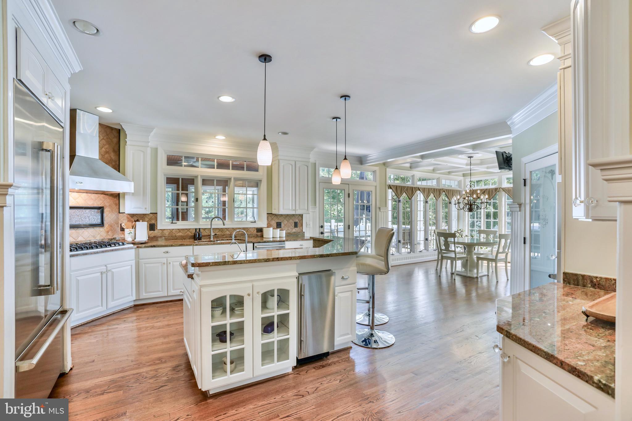 RIVER CREEK - Residential