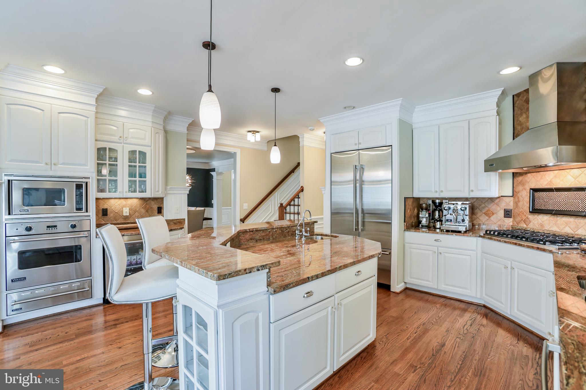 RIVER CREEK - Residential