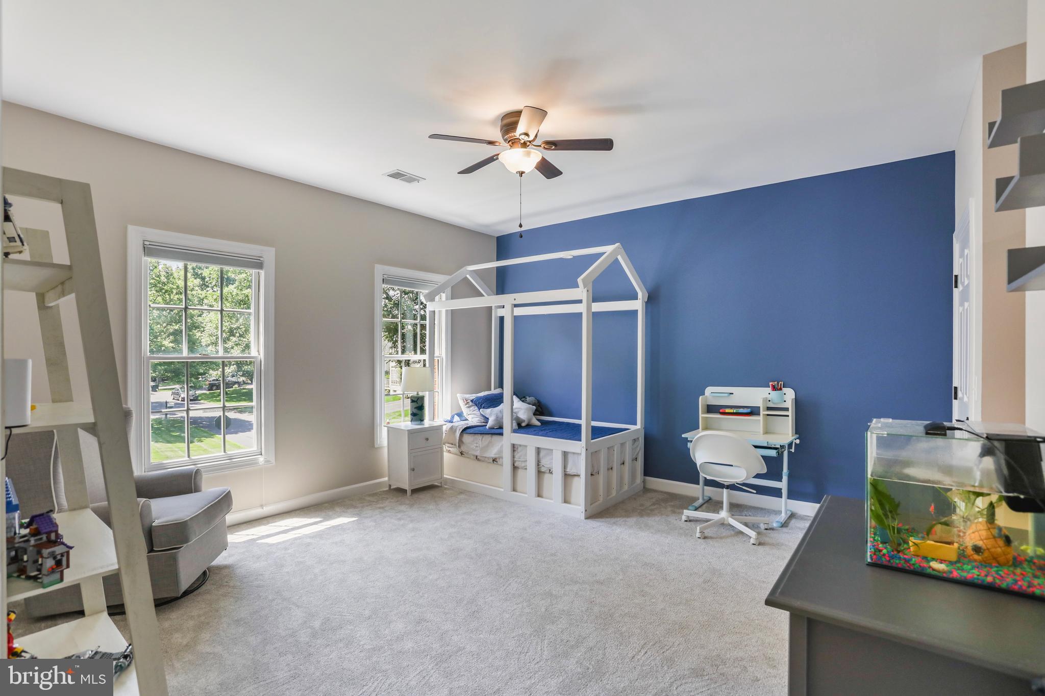 RIVER CREEK - Residential