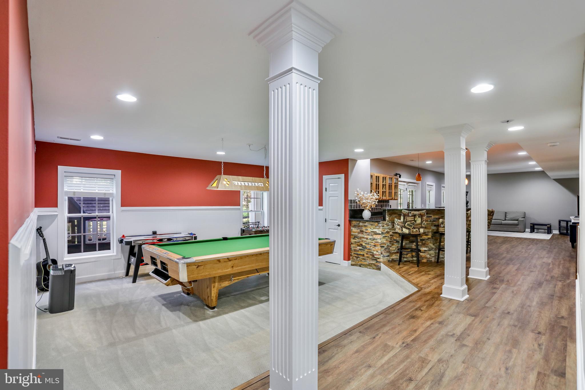 RIVER CREEK - Residential