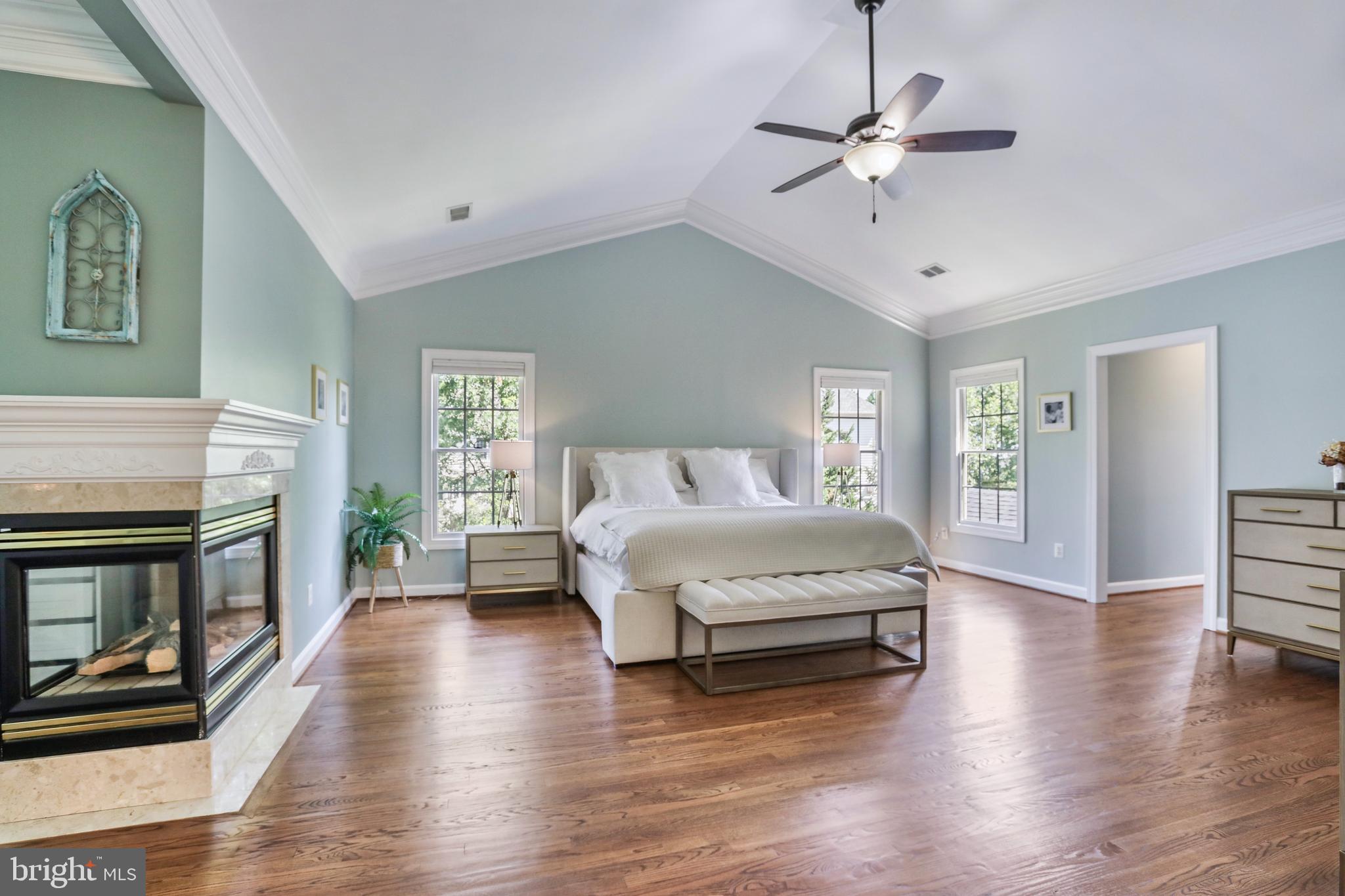 RIVER CREEK - Residential