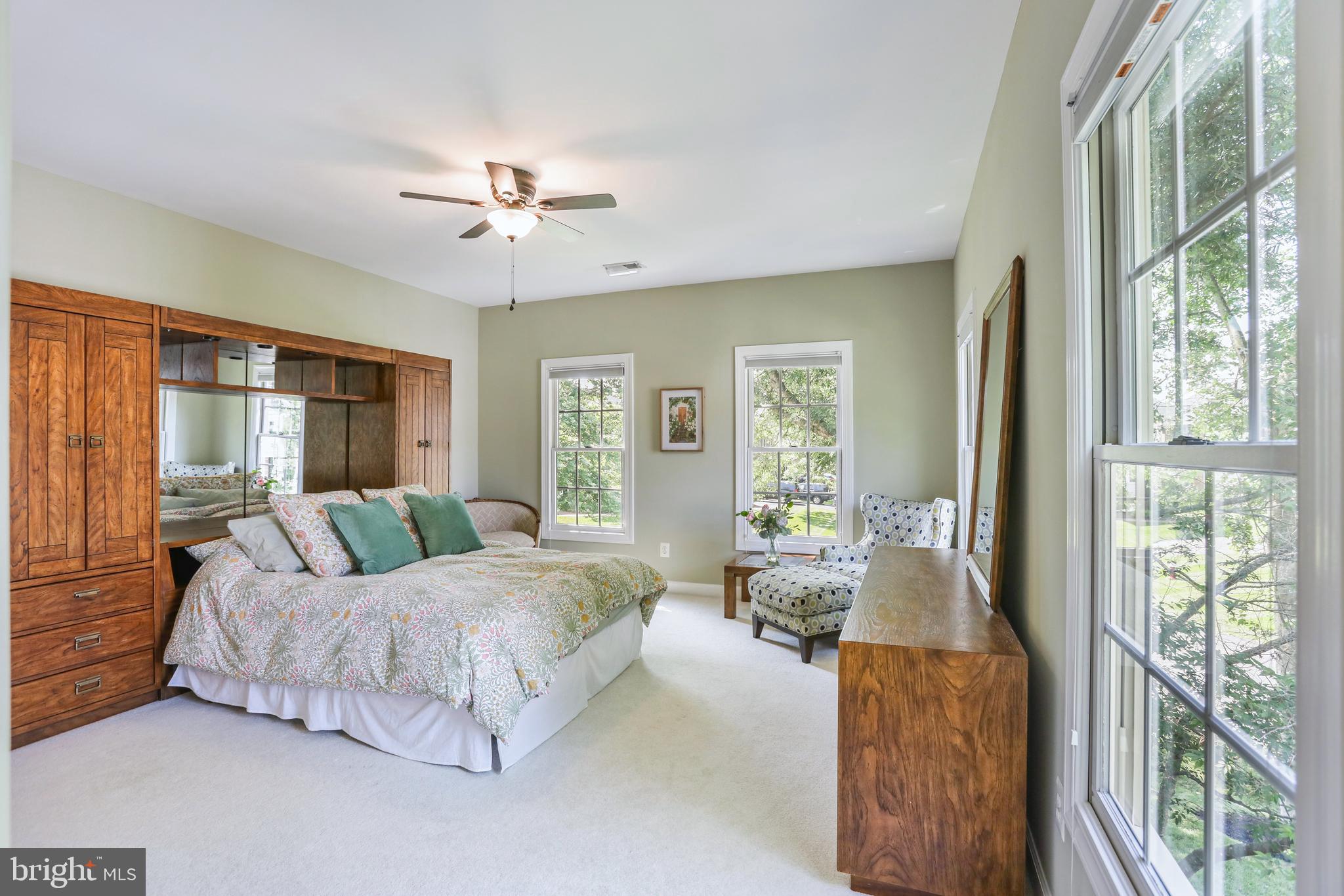 RIVER CREEK - Residential