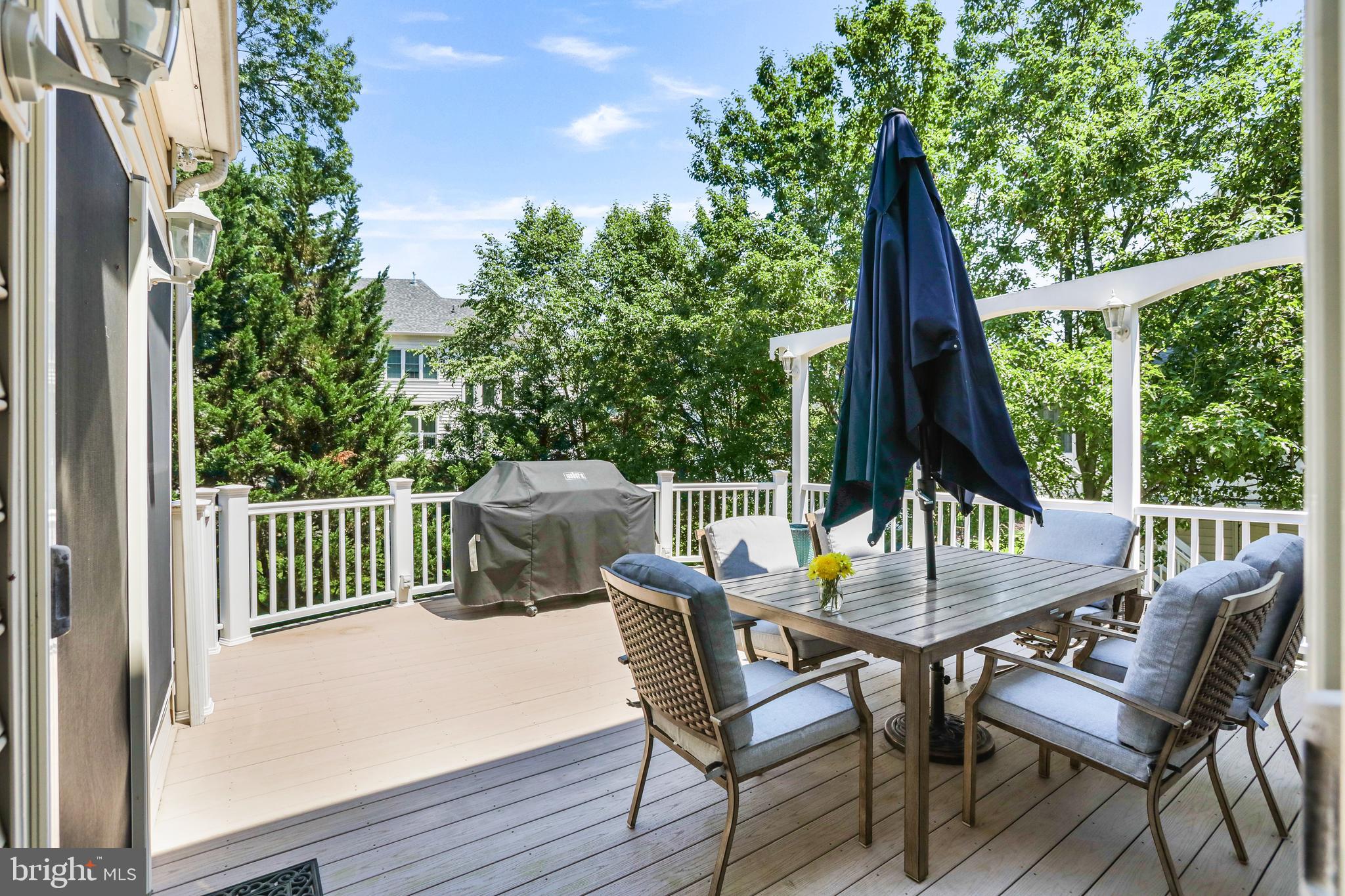 RIVER CREEK - Residential