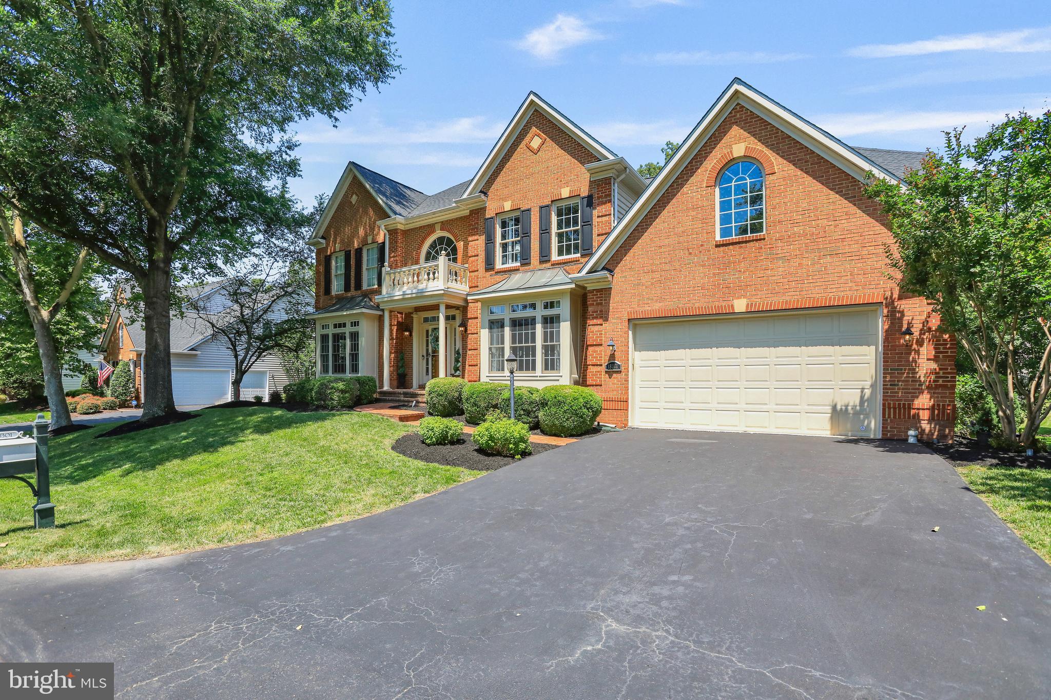 RIVER CREEK - Residential