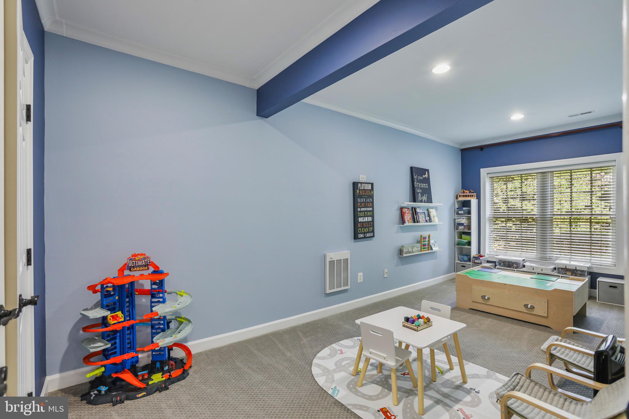 RIVER CREEK - Residential