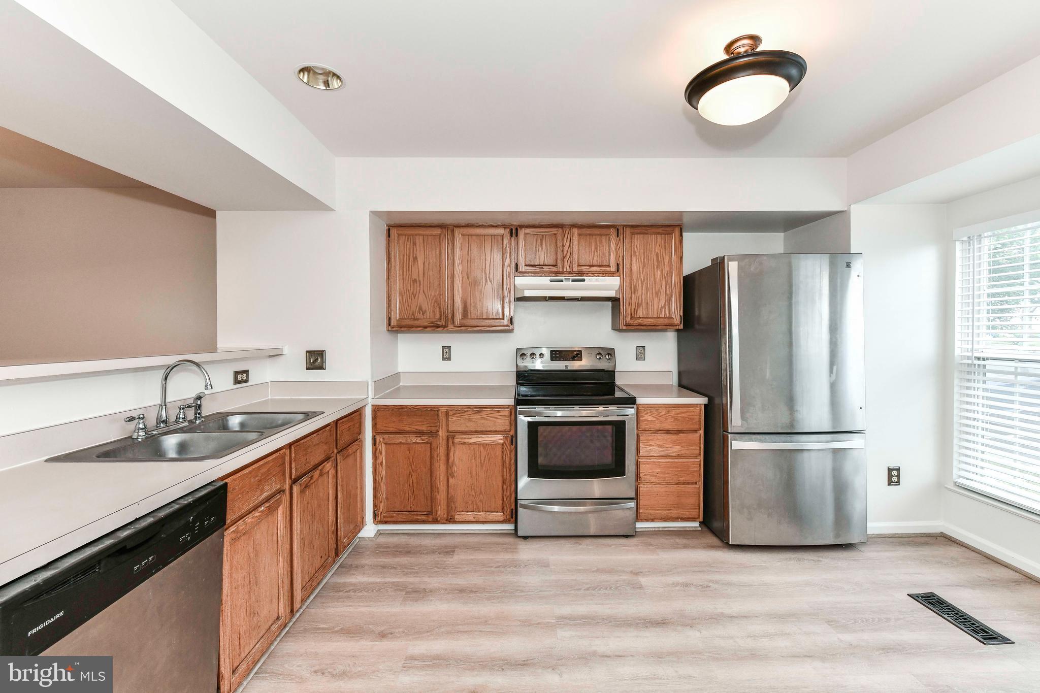 WELLINGTON/CLOVERHILL CONDOS - Residential Lease