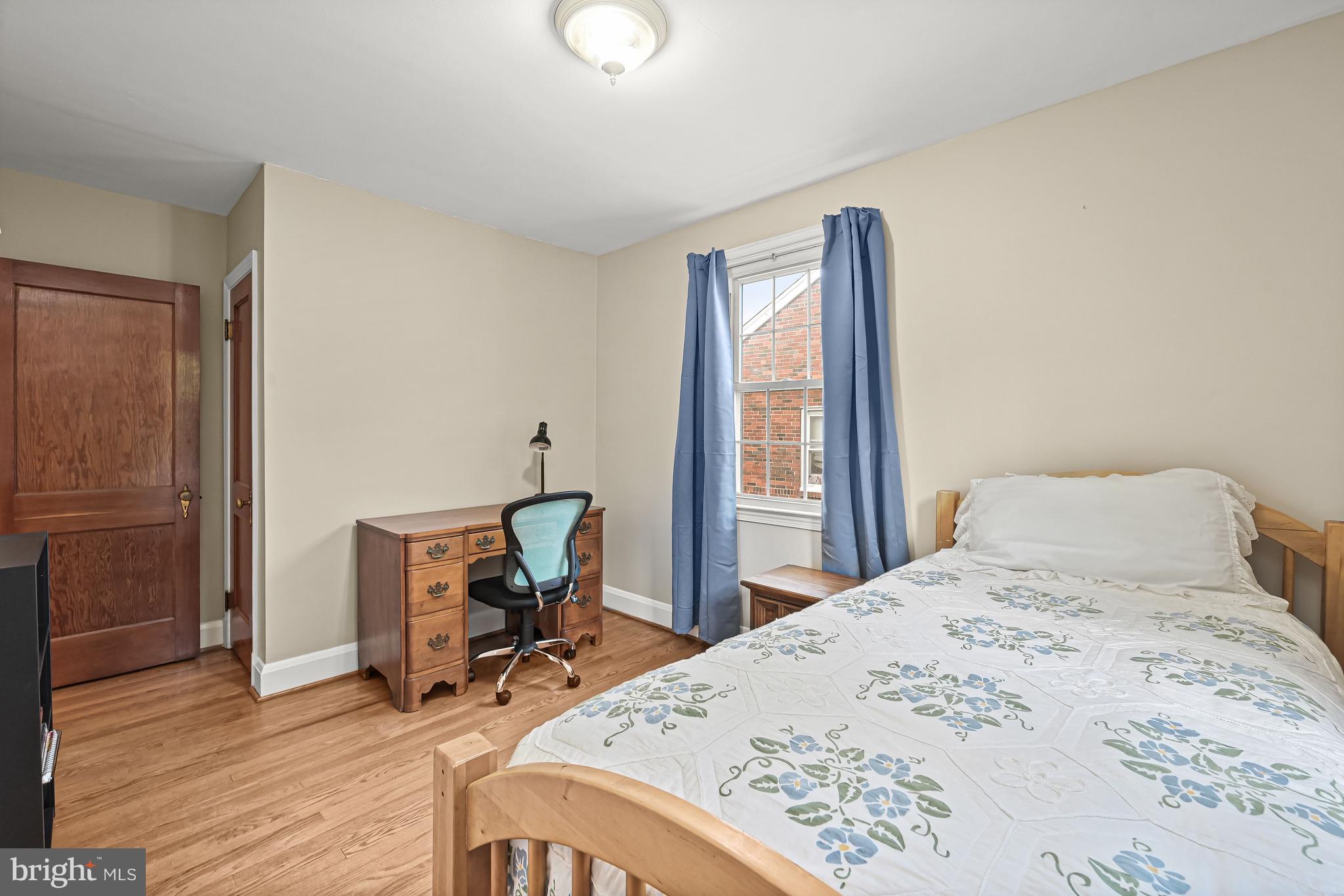 PARKVILLE - Residential