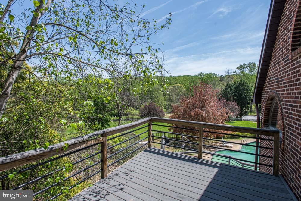 IVY MEADOWS - Residential