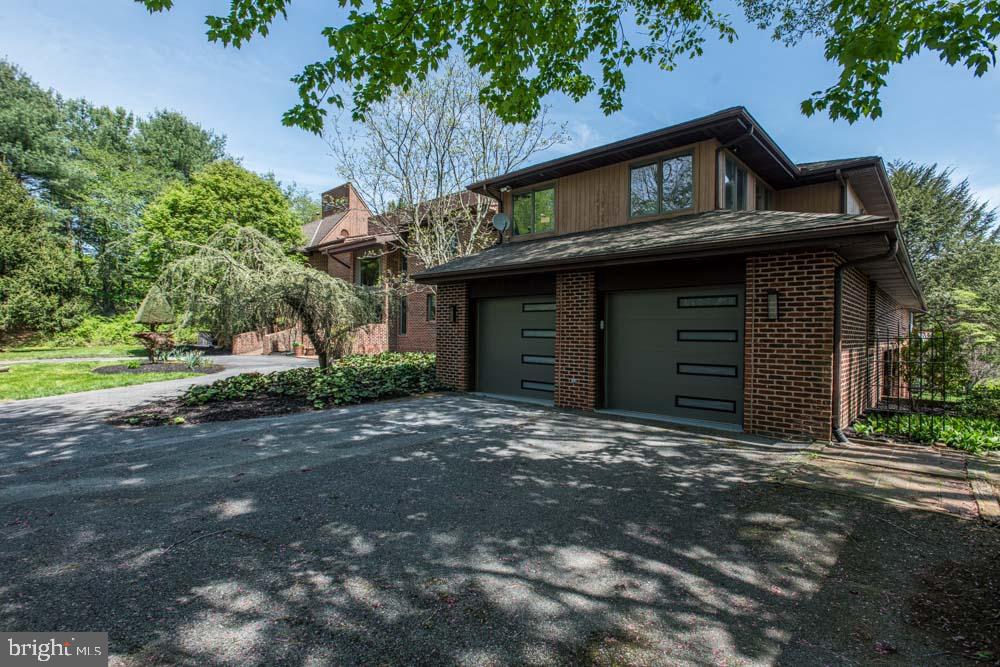 IVY MEADOWS - Residential