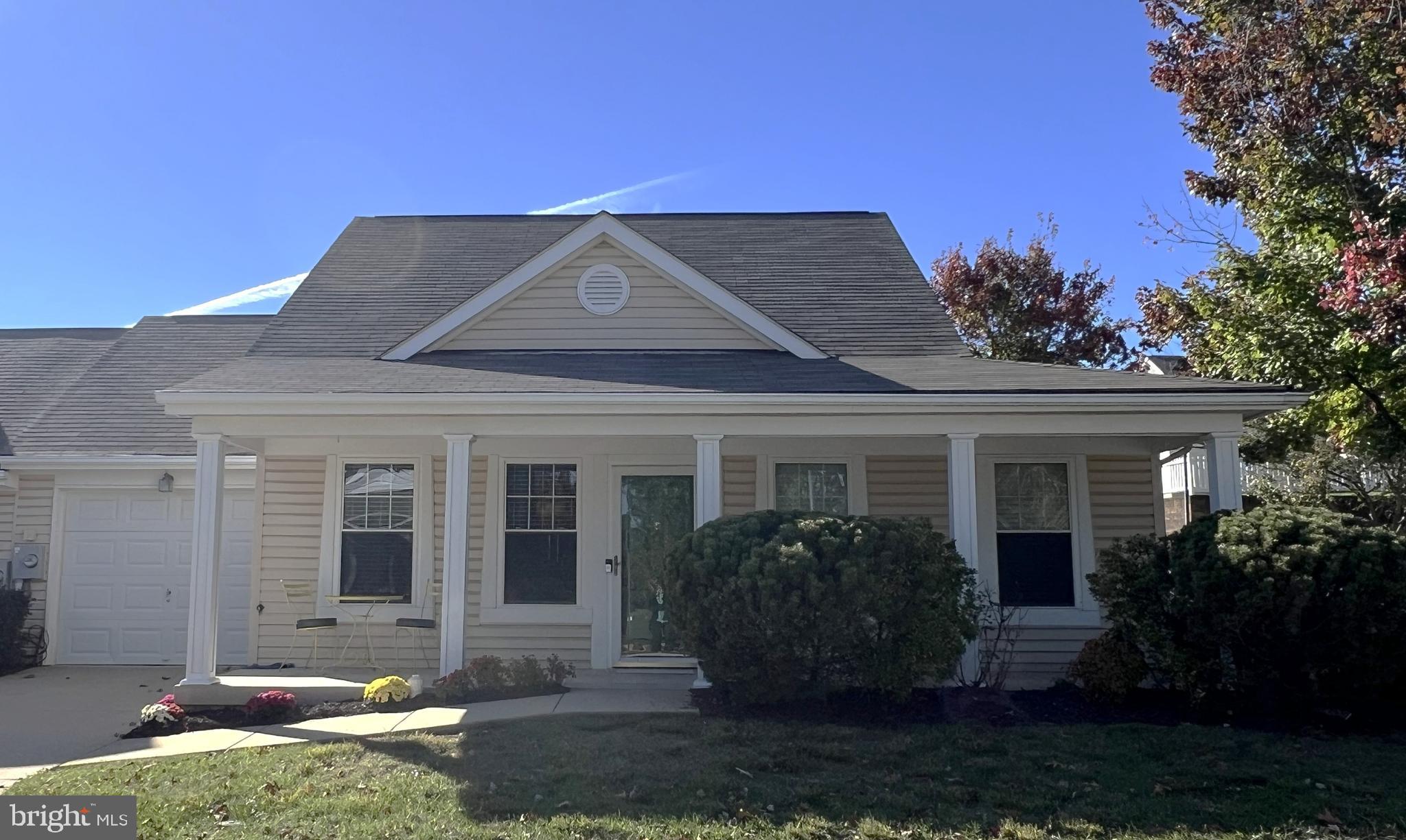 902 PARADE LANE