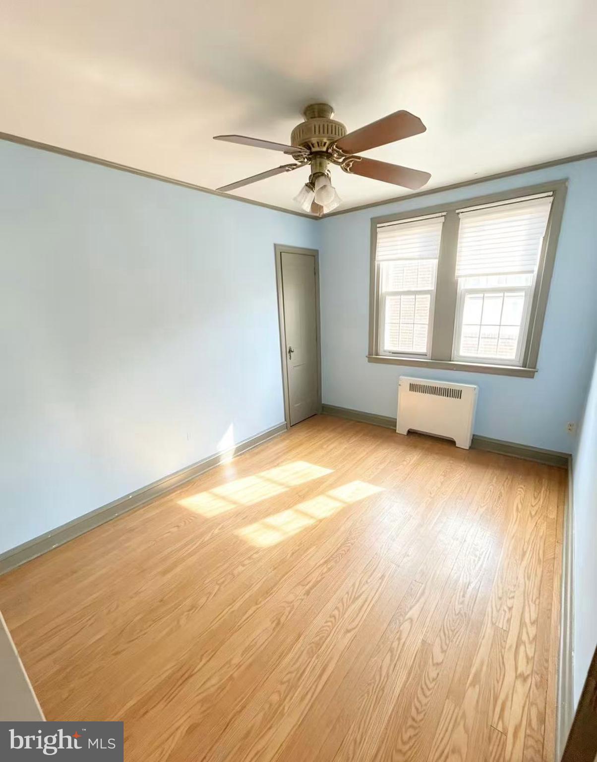LAWNDALE - Residential