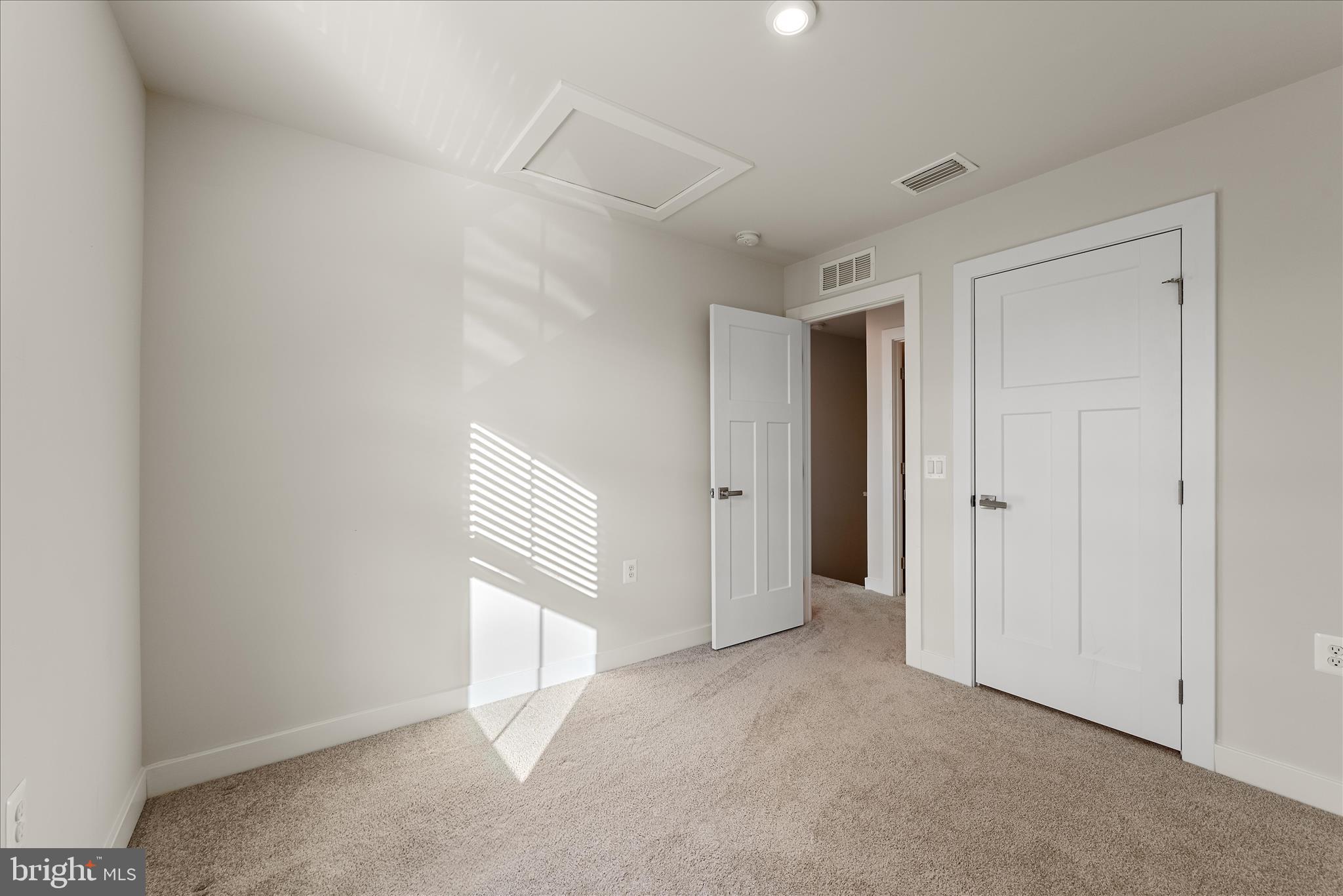 ARCADIA NORTH - Residential