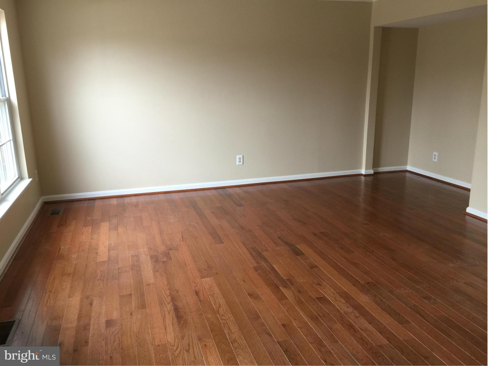 UPTON VILLAGE NORTH - Residential