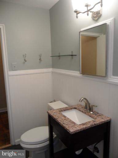 ARLINGTON OAKS - Residential Lease