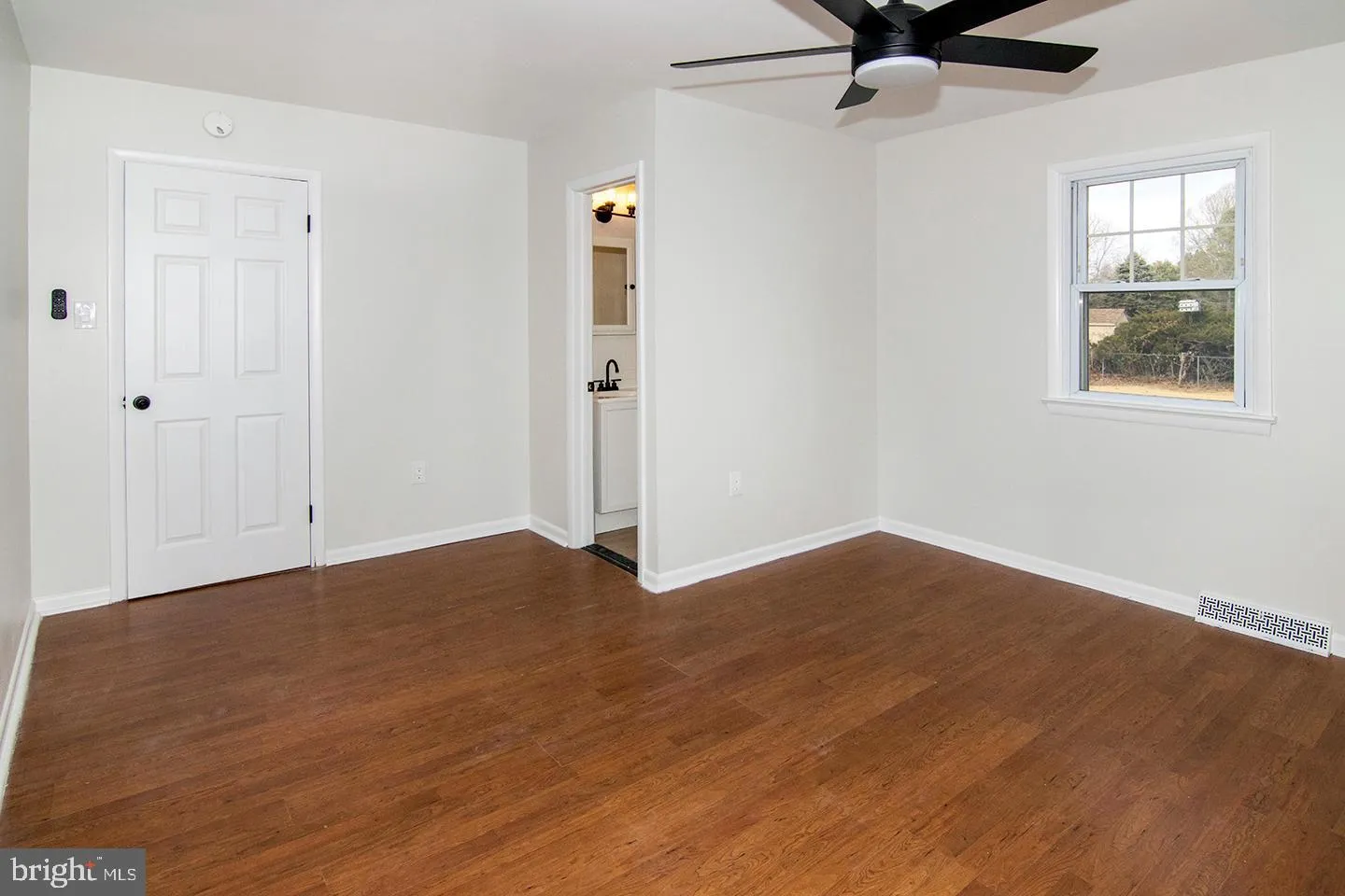 Malaga, New Jersey 08328, United States, 3 Bedrooms Bedrooms, ,3 BathroomsBathrooms,Residential,Contingent,27940