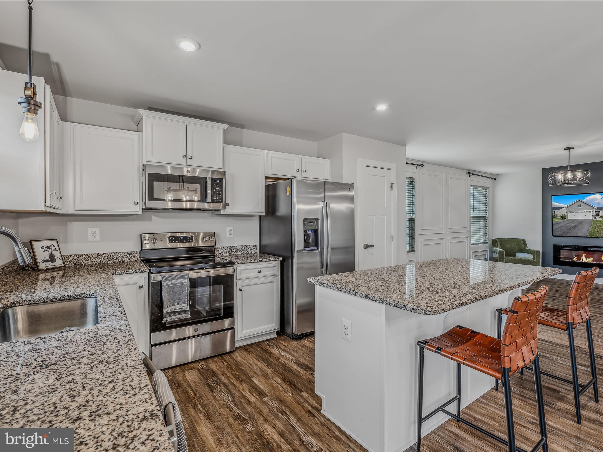 ARCADIA NORTH - Residential Lease