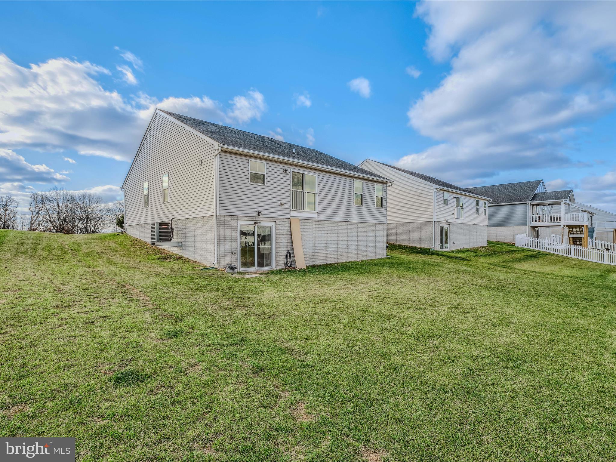 ARCADIA NORTH - Residential Lease