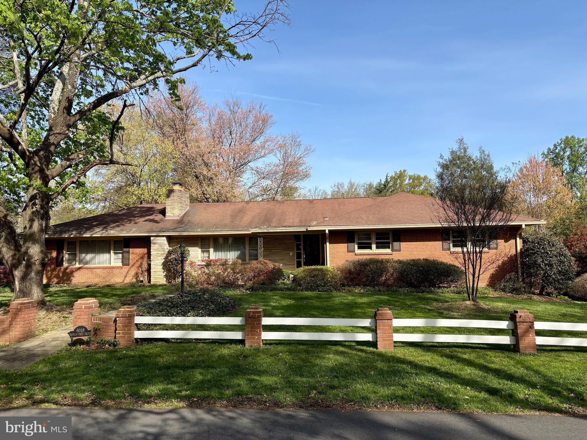 6018 BEECH TREE DRIVE