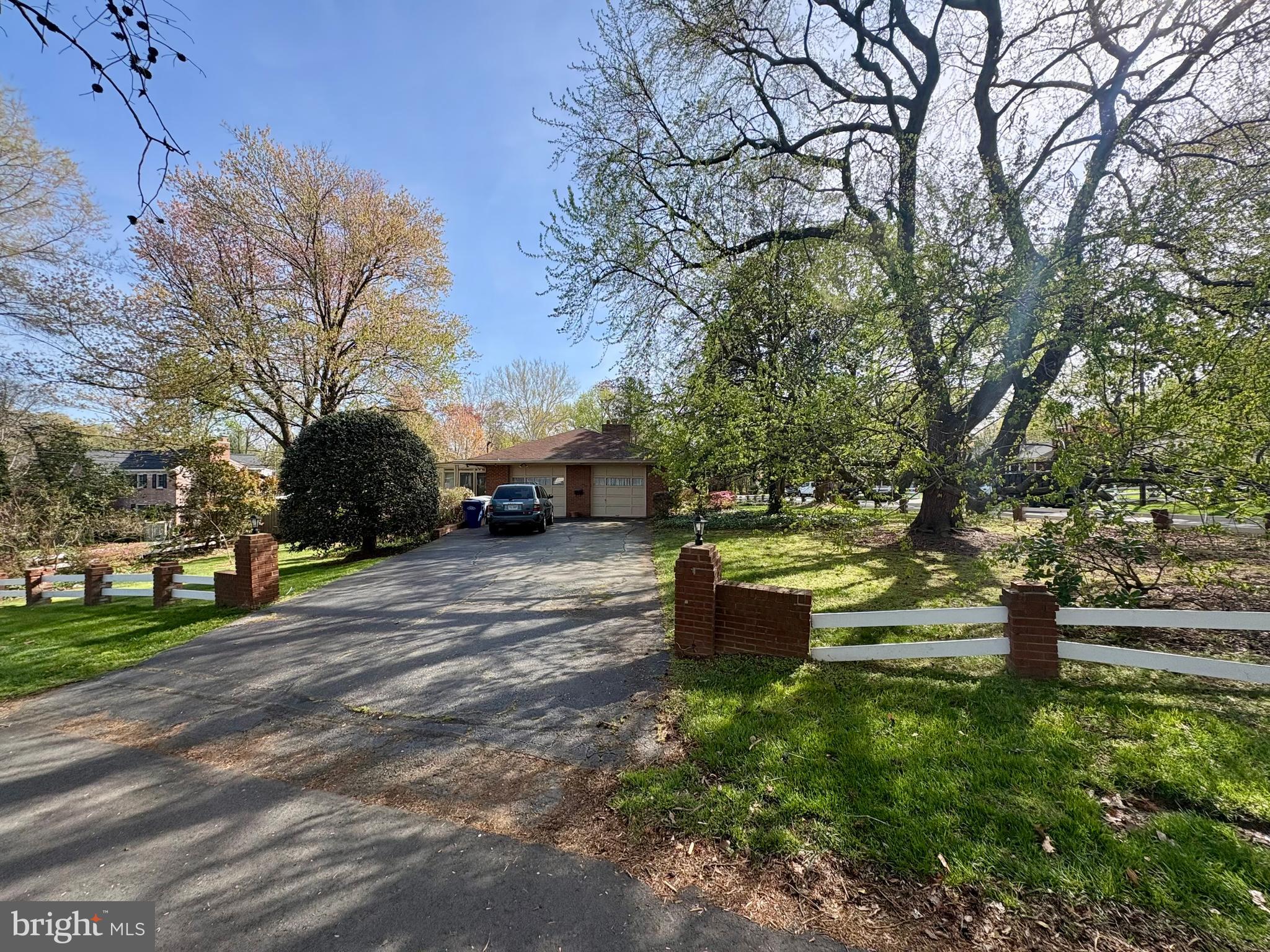 6018 BEECH TREE DRIVE