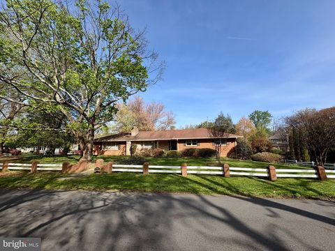 6018 BEECH TREE DRIVE ALEXANDRIA VA 22310