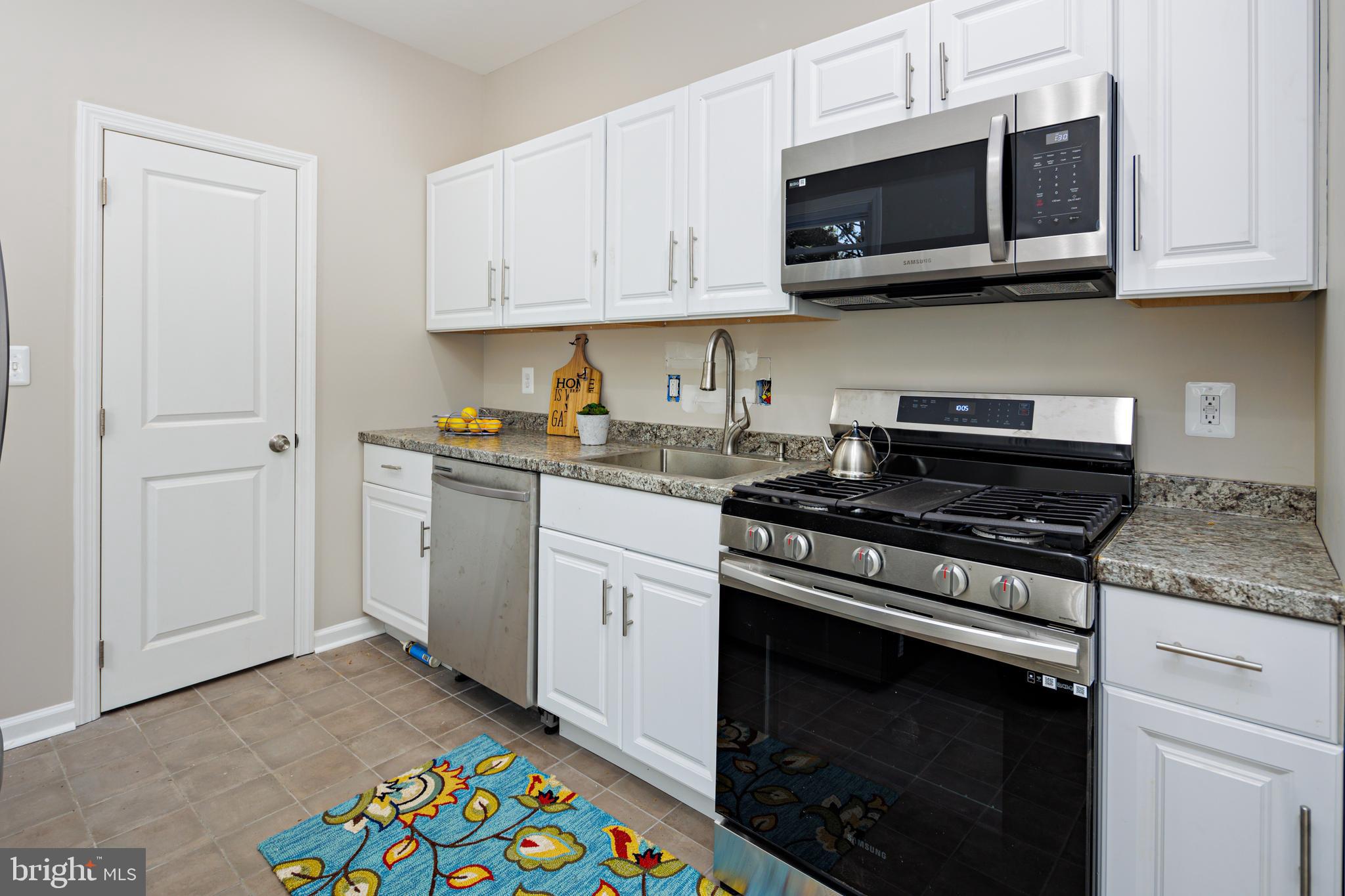 JOSHUA - Residential