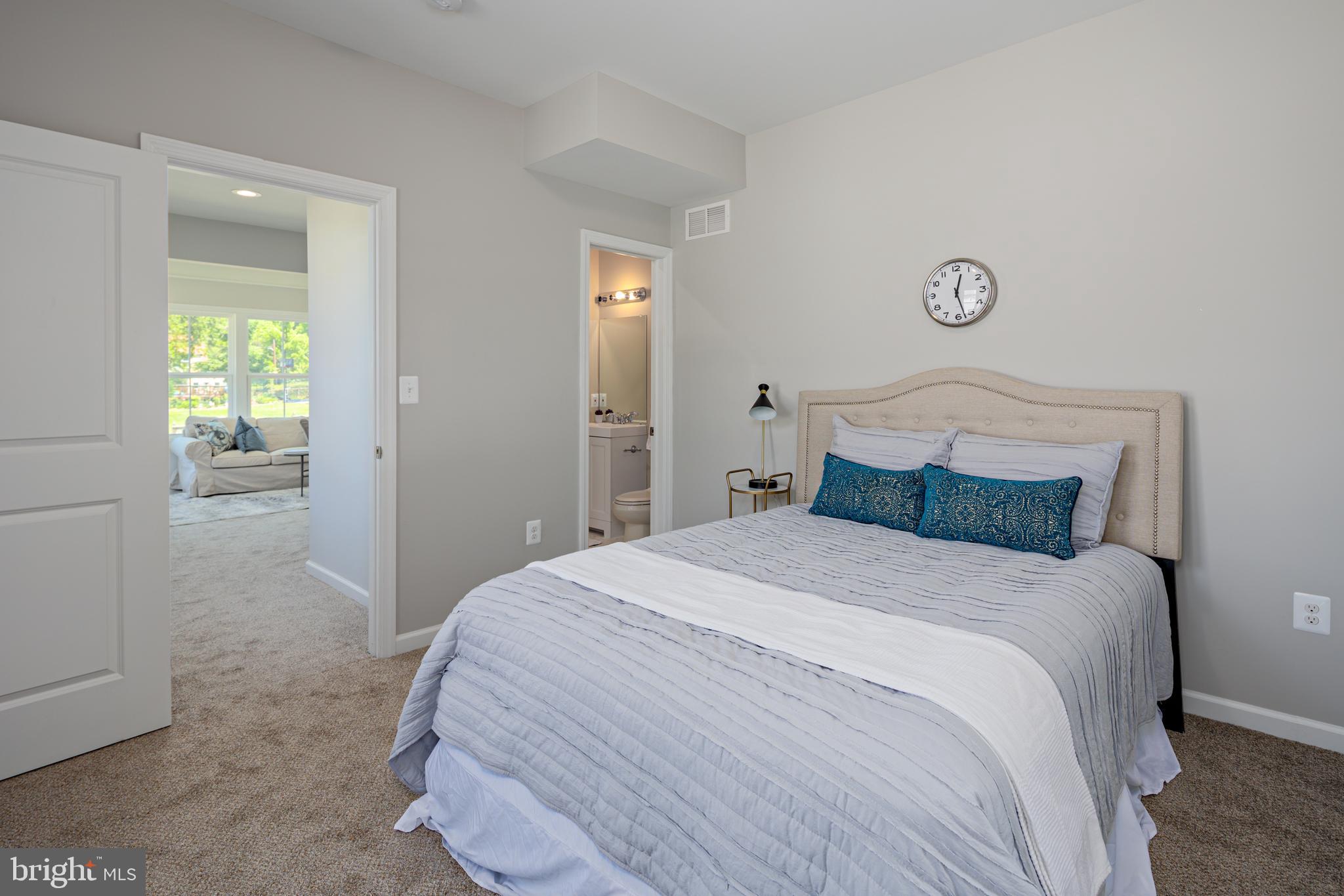 JOSHUA - Residential