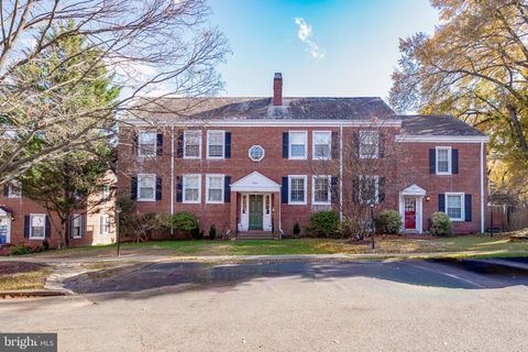 2949 S COLUMBUS STREET A2 ARLINGTON VA 22206