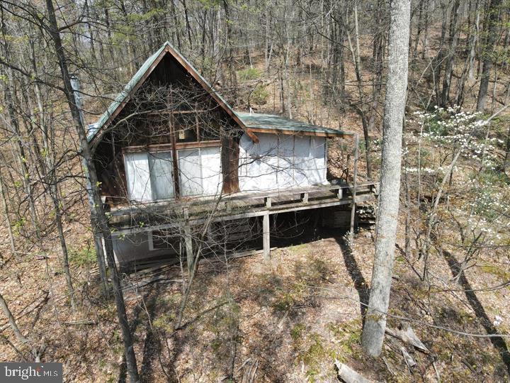 OWL HOLLOW CABINS - Residential