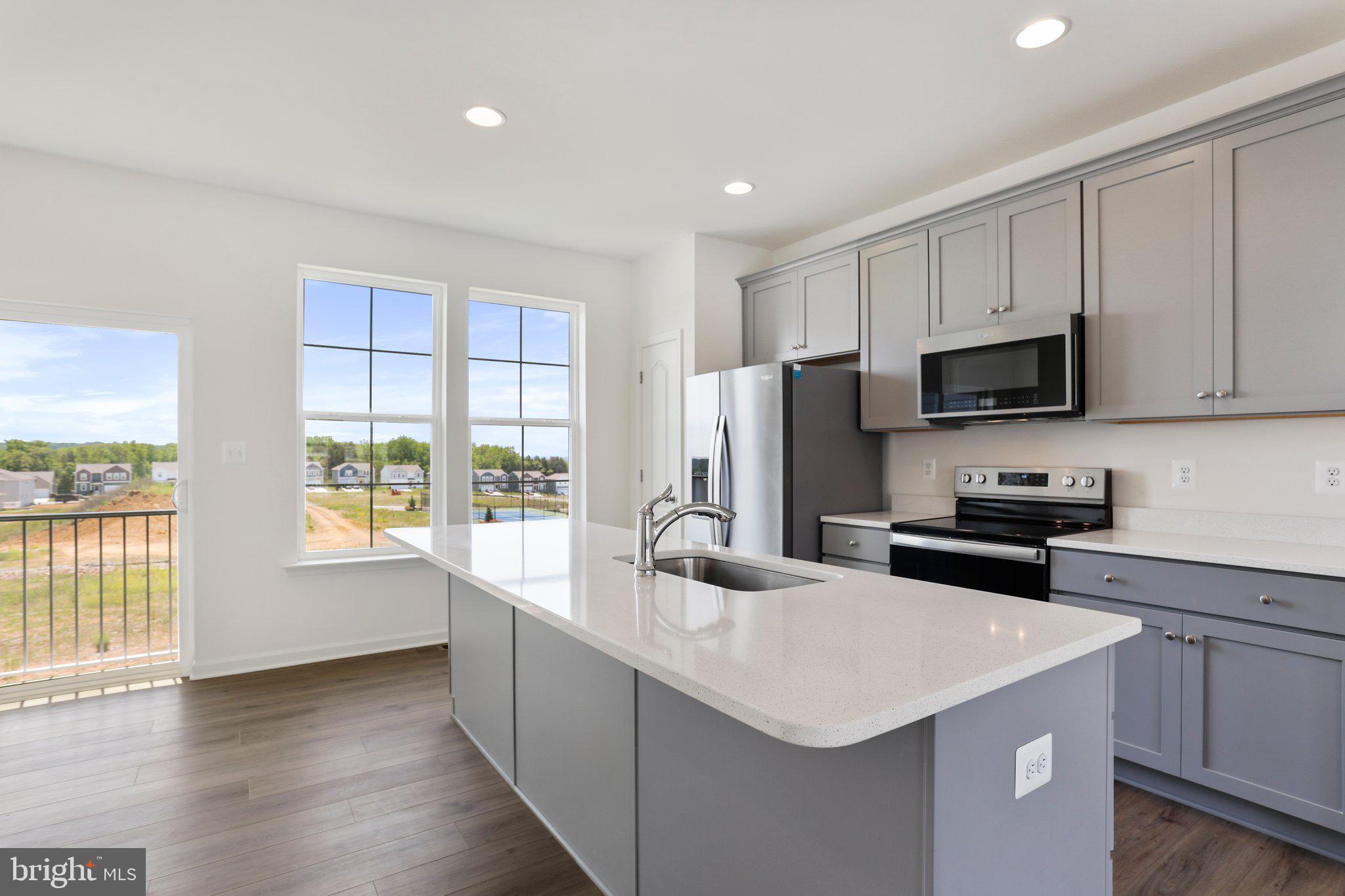 OVERLOOK AT RIVERSIDE TOWNHOMES - Residential Lease