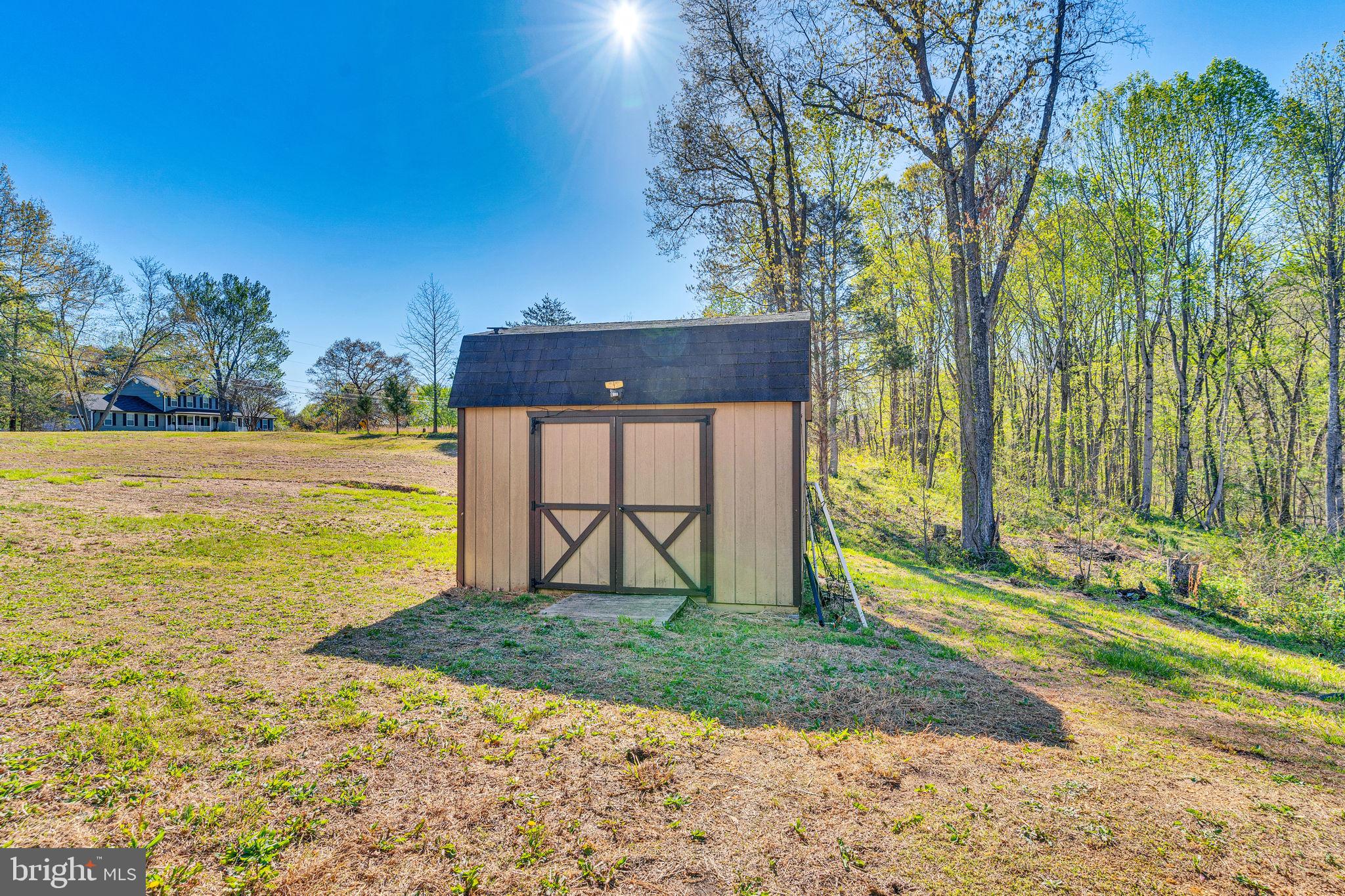 WARREN J WILLETT'S SUB - Residential