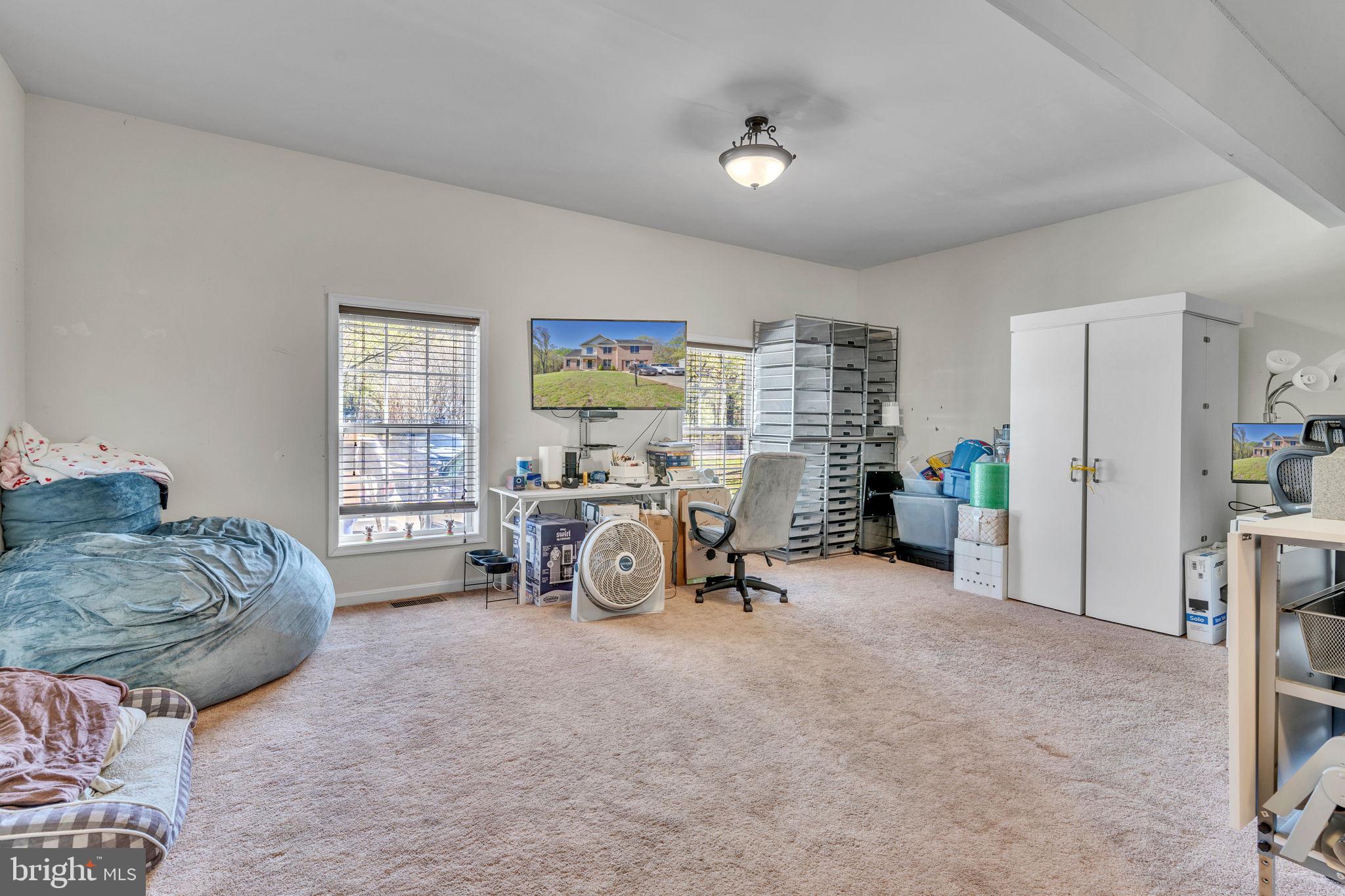 WARREN J WILLETT'S SUB - Residential