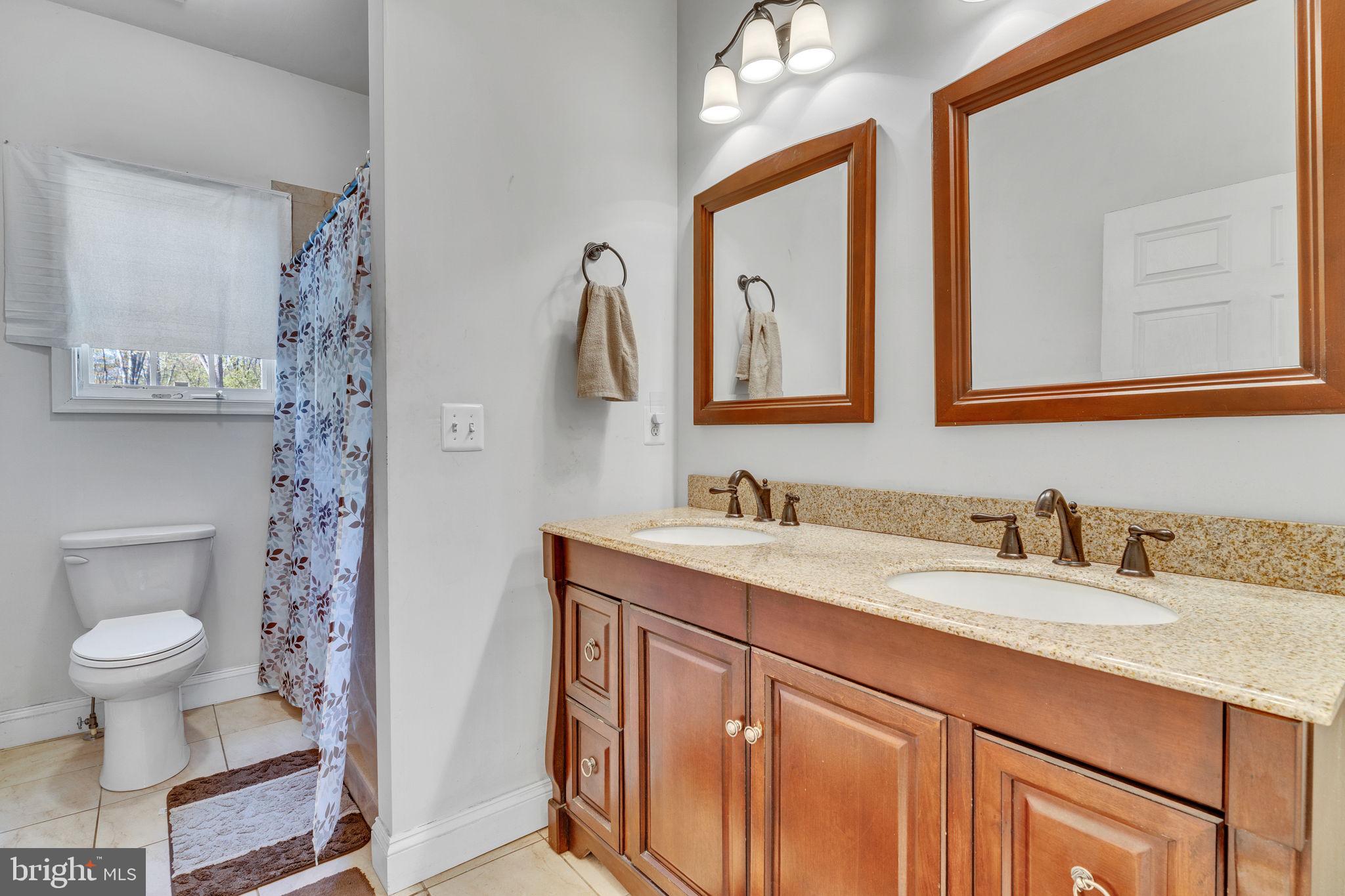 WARREN J WILLETT'S SUB - Residential