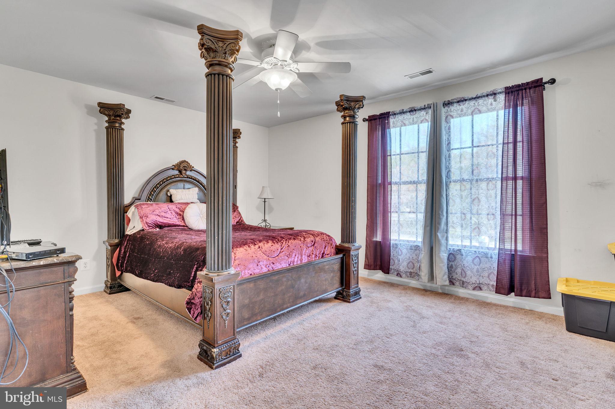 WARREN J WILLETT'S SUB - Residential