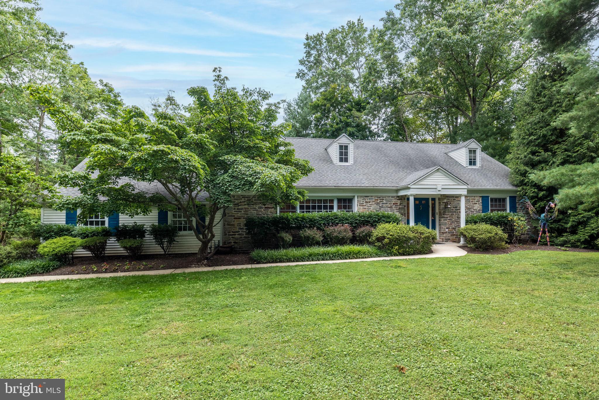 732 JOHNS LANE