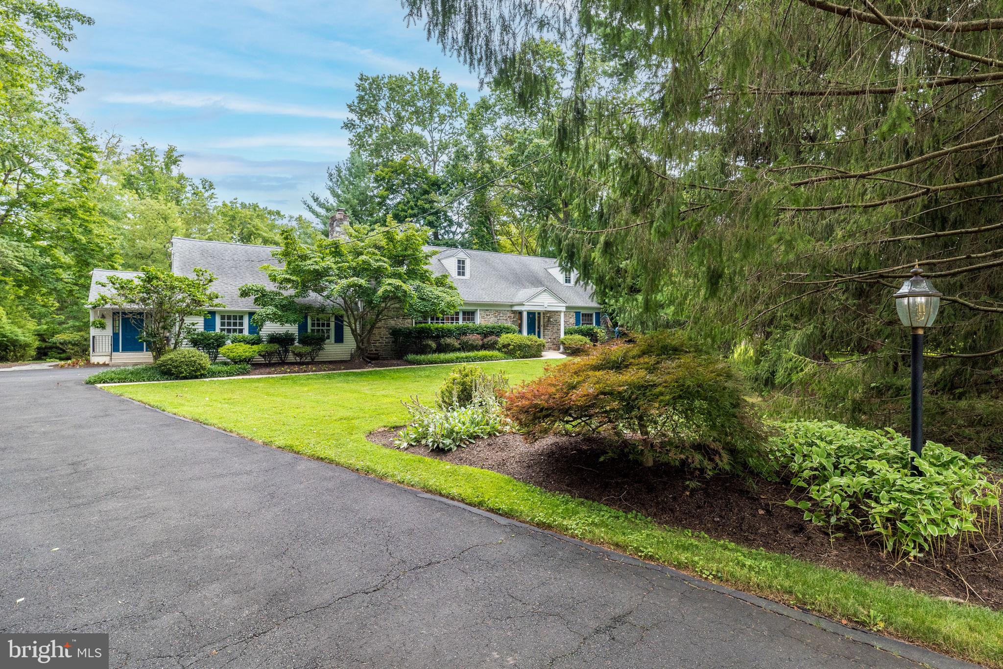 732 JOHNS LANE