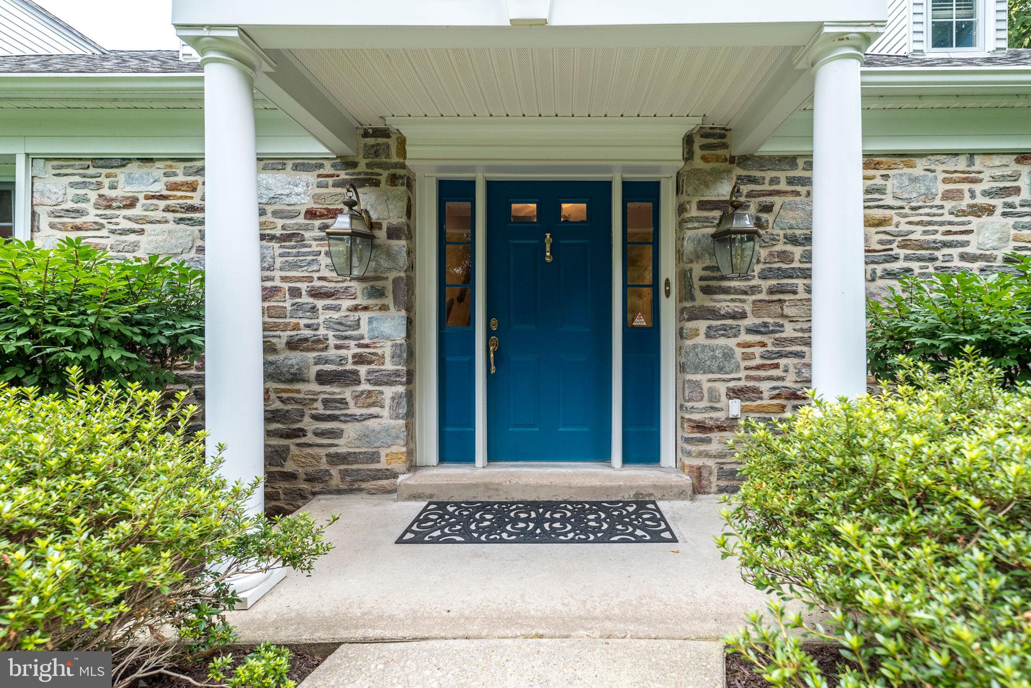 732 JOHNS LANE