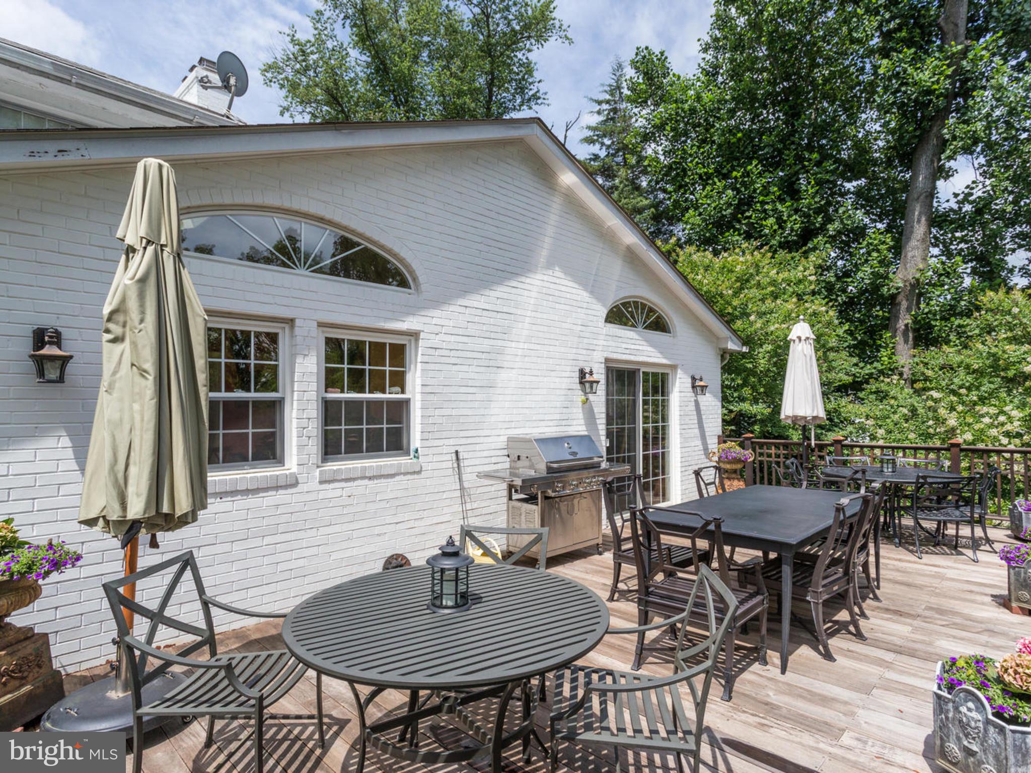 BARCROFT WOODS - Residential Lease