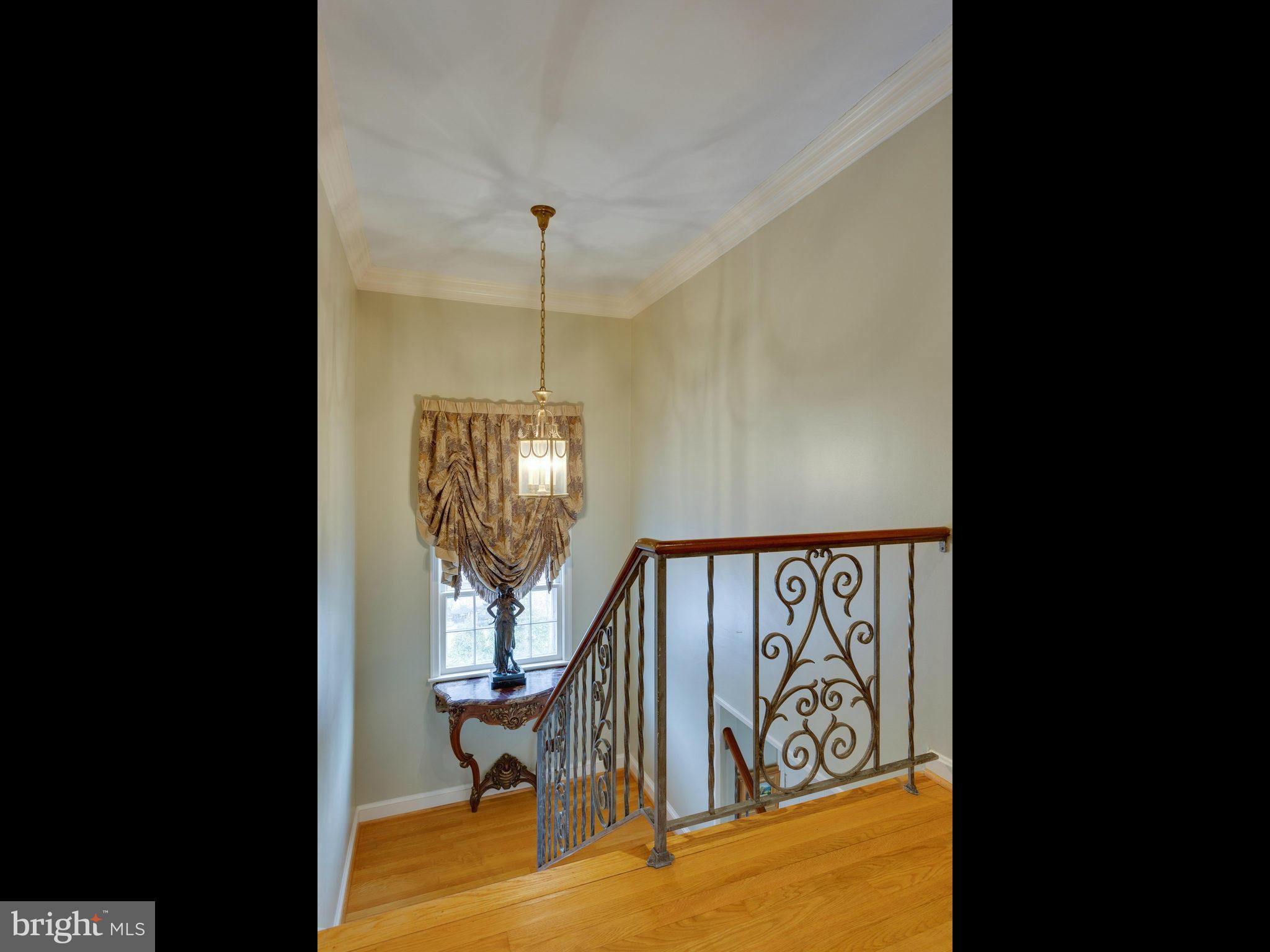 BARCROFT WOODS - Residential Lease