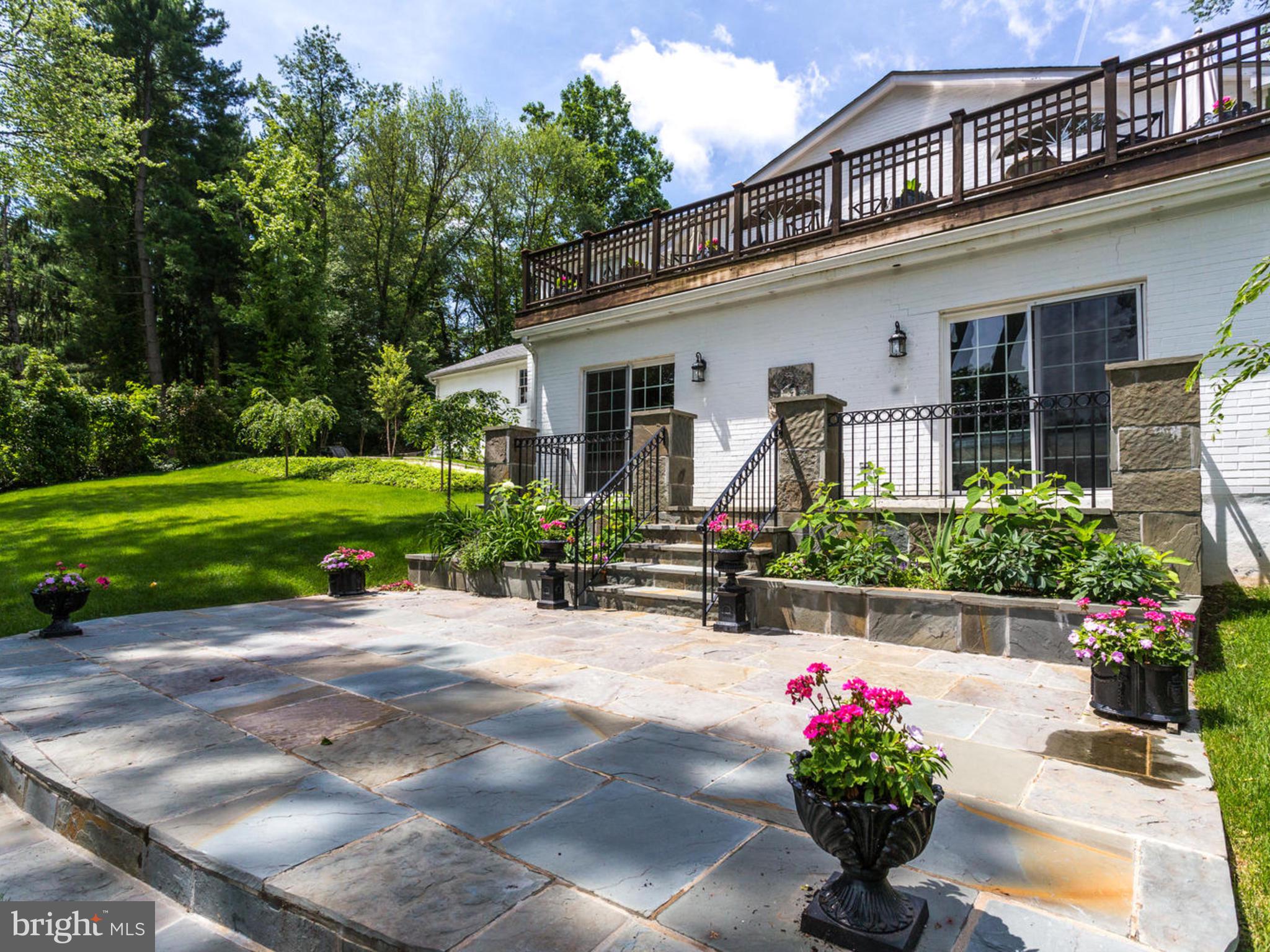 BARCROFT WOODS - Residential Lease